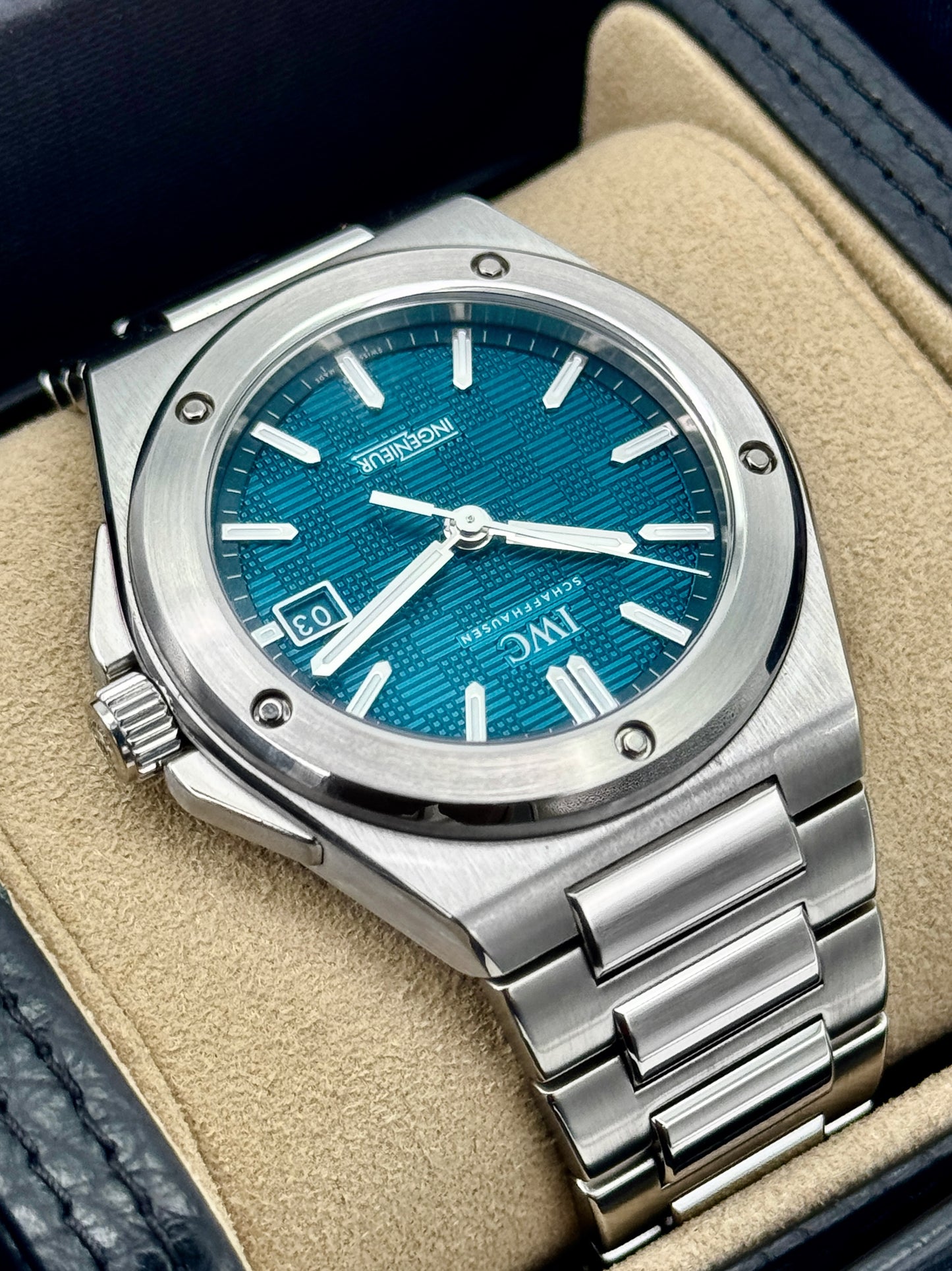 2023 IWC Ingenieur Automatic 40mm IW328903 Stainless Steel Aqua Dial