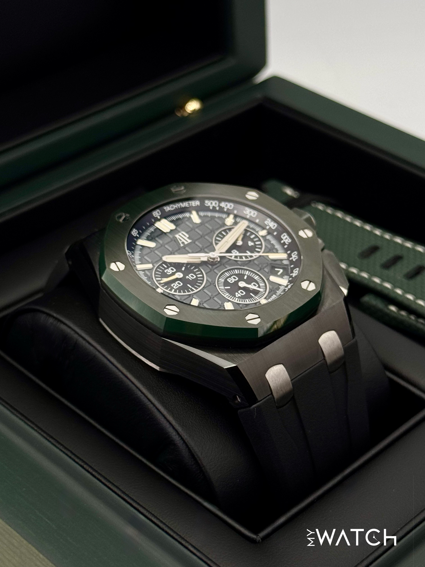 NEW 2025 Audemars Piguet Royal Oak Chroograph 43mm 26420CE Ceramic Green Dial
