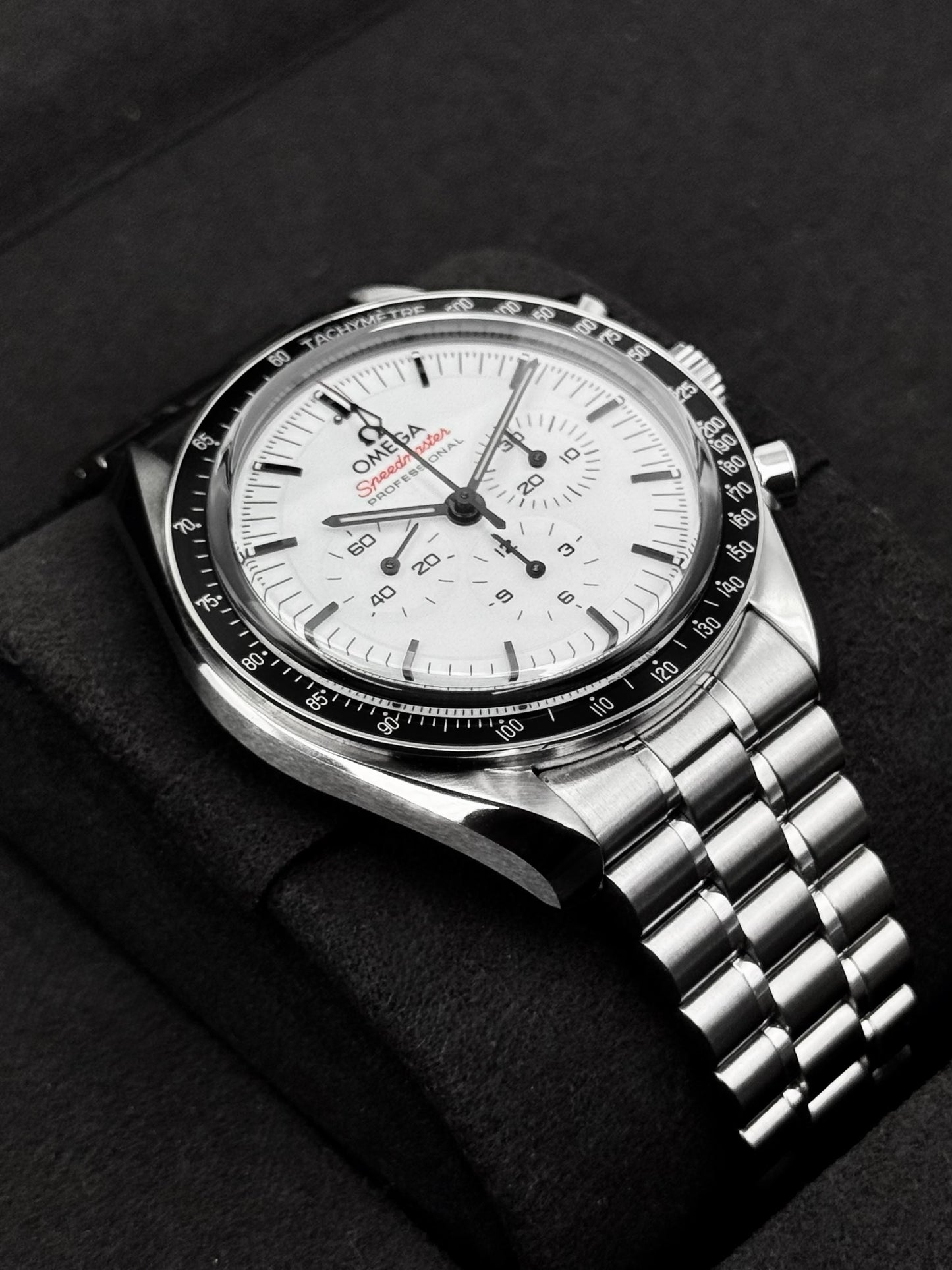 2026 Omega Speedmaster Moonwatch Pro 310.30.42.50.04.001 42mm White Dial