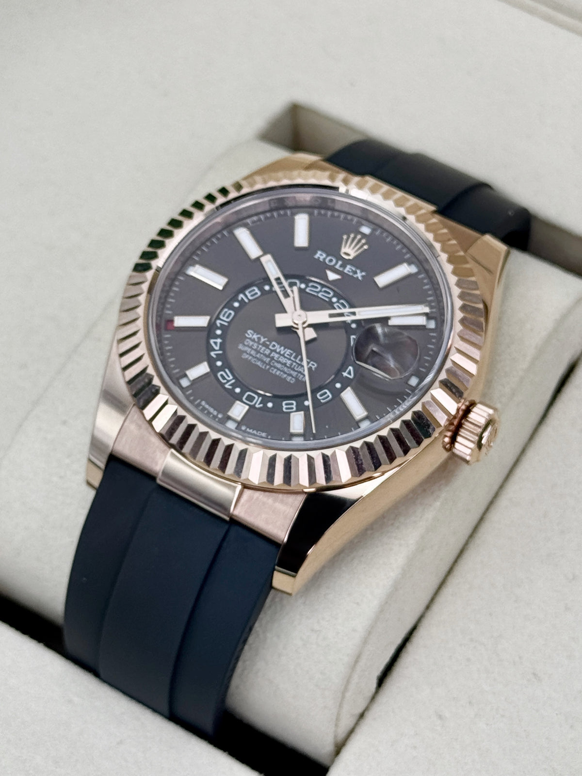 NEW 2026 Rolex Sky-Dweller 42mm 336235 Rose Gold Oysterflex Chocolate Dial (STICKERED)