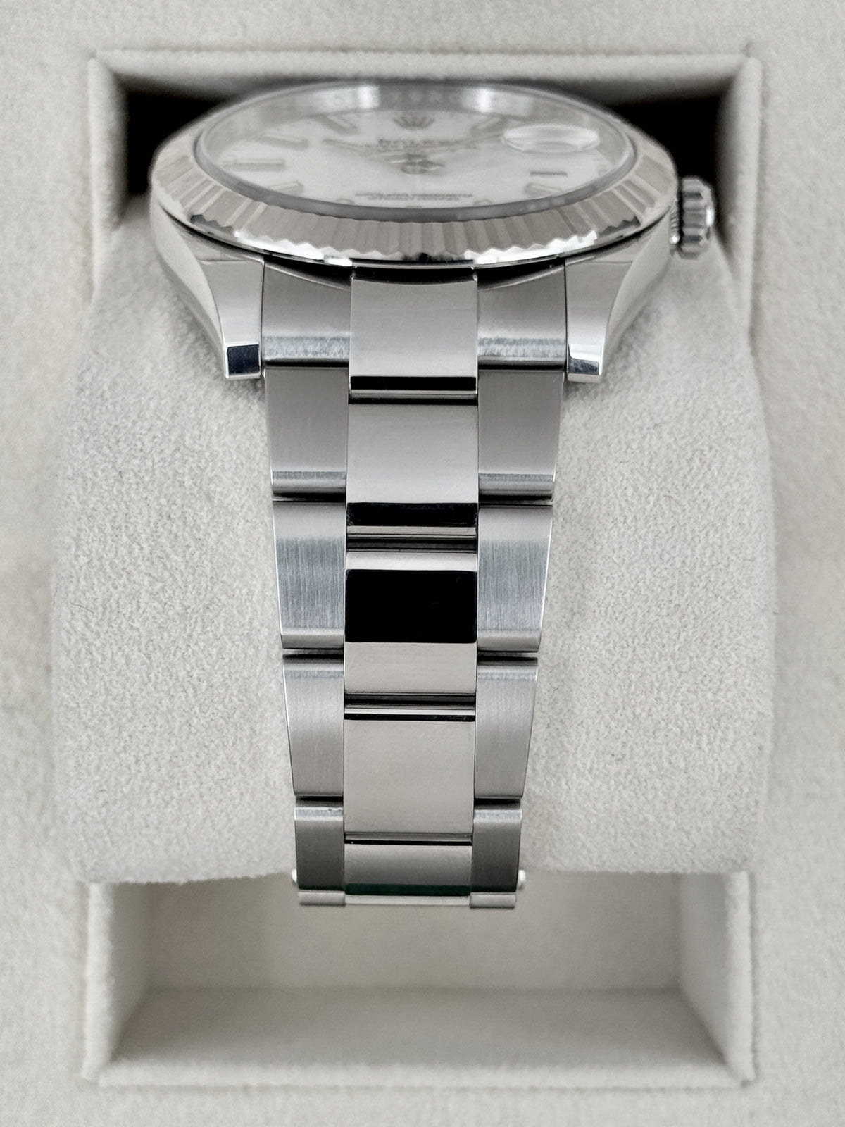2022 Rolex Datejust 41mm 126334 Stainless Steel Oyster White Dial