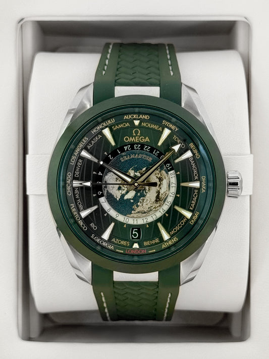 2025 Omega Seamaster Aqua Terra Worldtimer 43mm 220.32.43.22.10.001 Green Dial