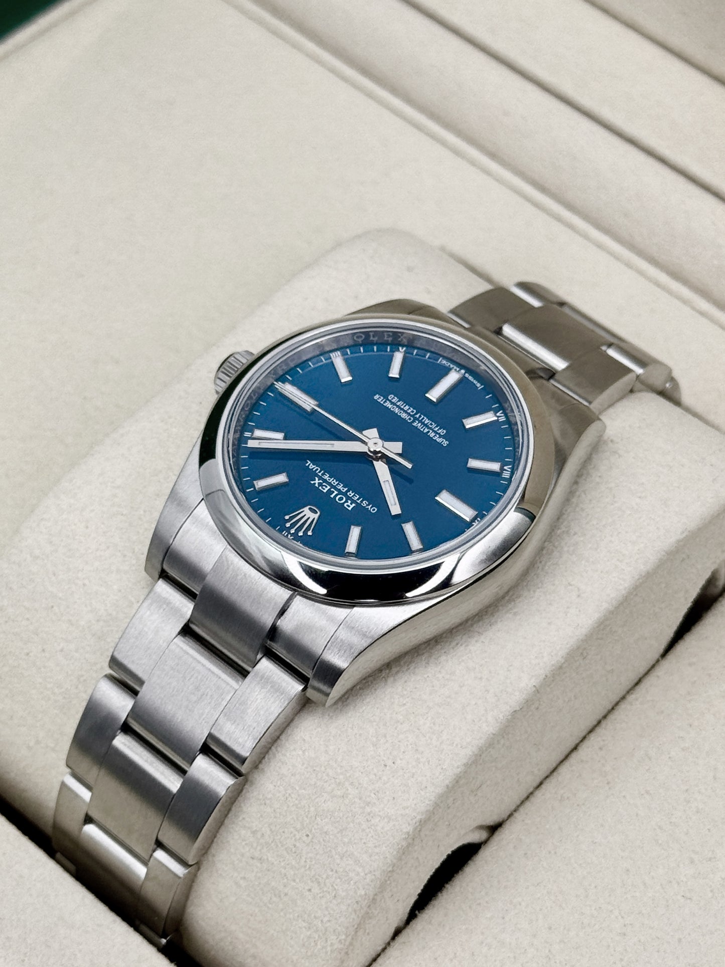 NEW 2026 Rolex Oyster Perpetual 34mm 124200 Stainless Steel Med Blue Dial