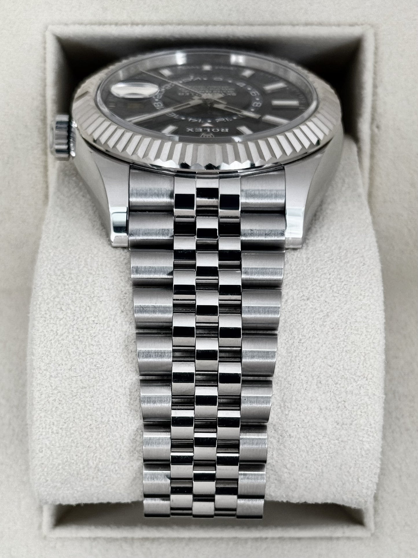 2023 Rolex Sky-Dweller 42mm 336934 Stainless Steel Jubilee Blue Dial