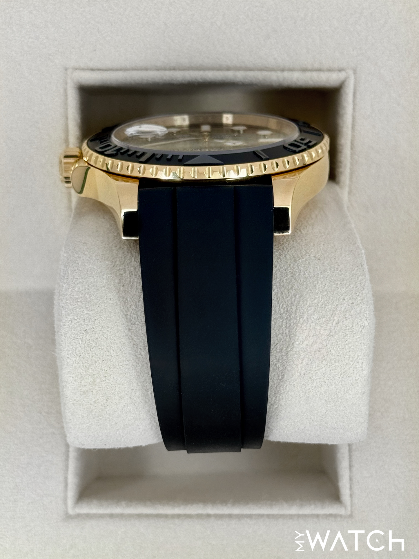 2023 Rolex Yacht-Master 42mm 226658 Gold Oysterflex Black Dial