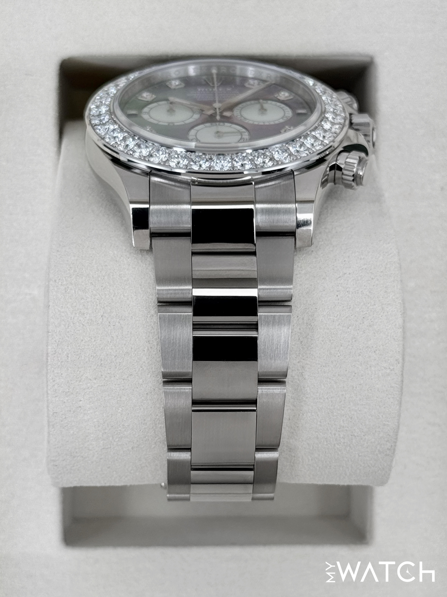 NEW 2025 Rolex Daytona 40mm 126579RBR Mother of Pearl Diamond Dial