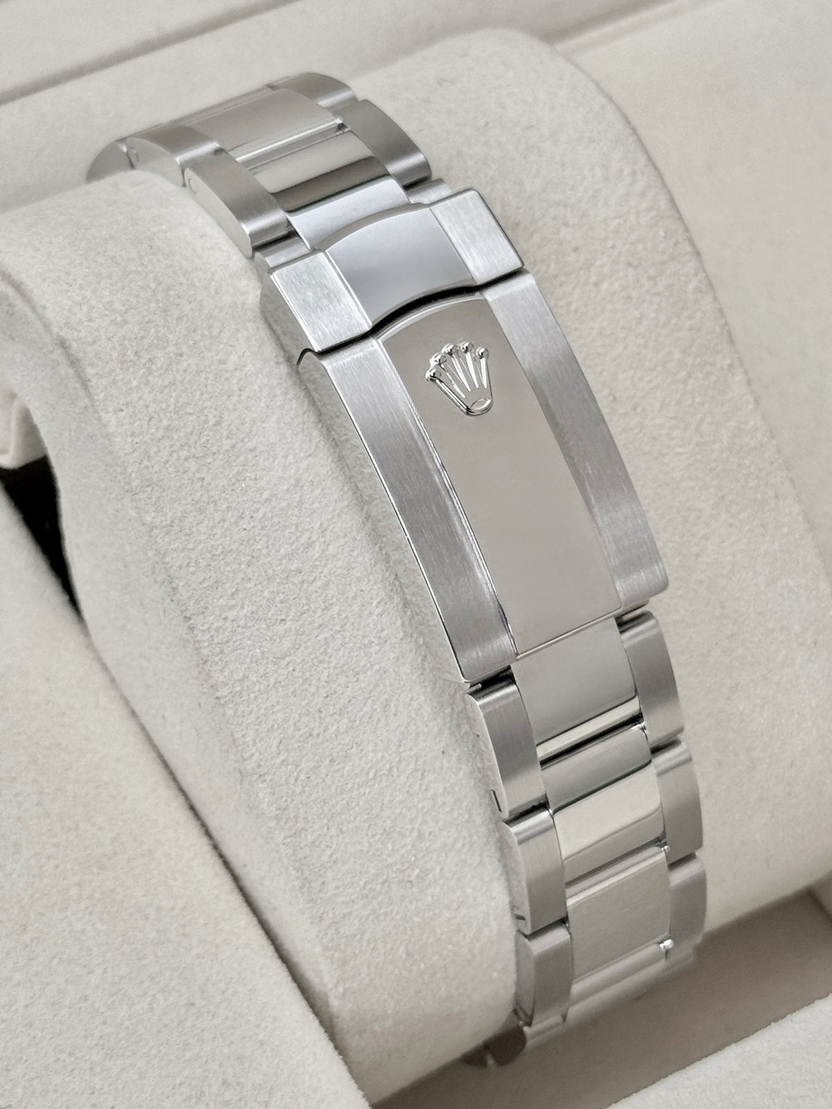 NEW 2026 Rolex Datejust 36mm 126234 Stainless Steel Oyster White Dial