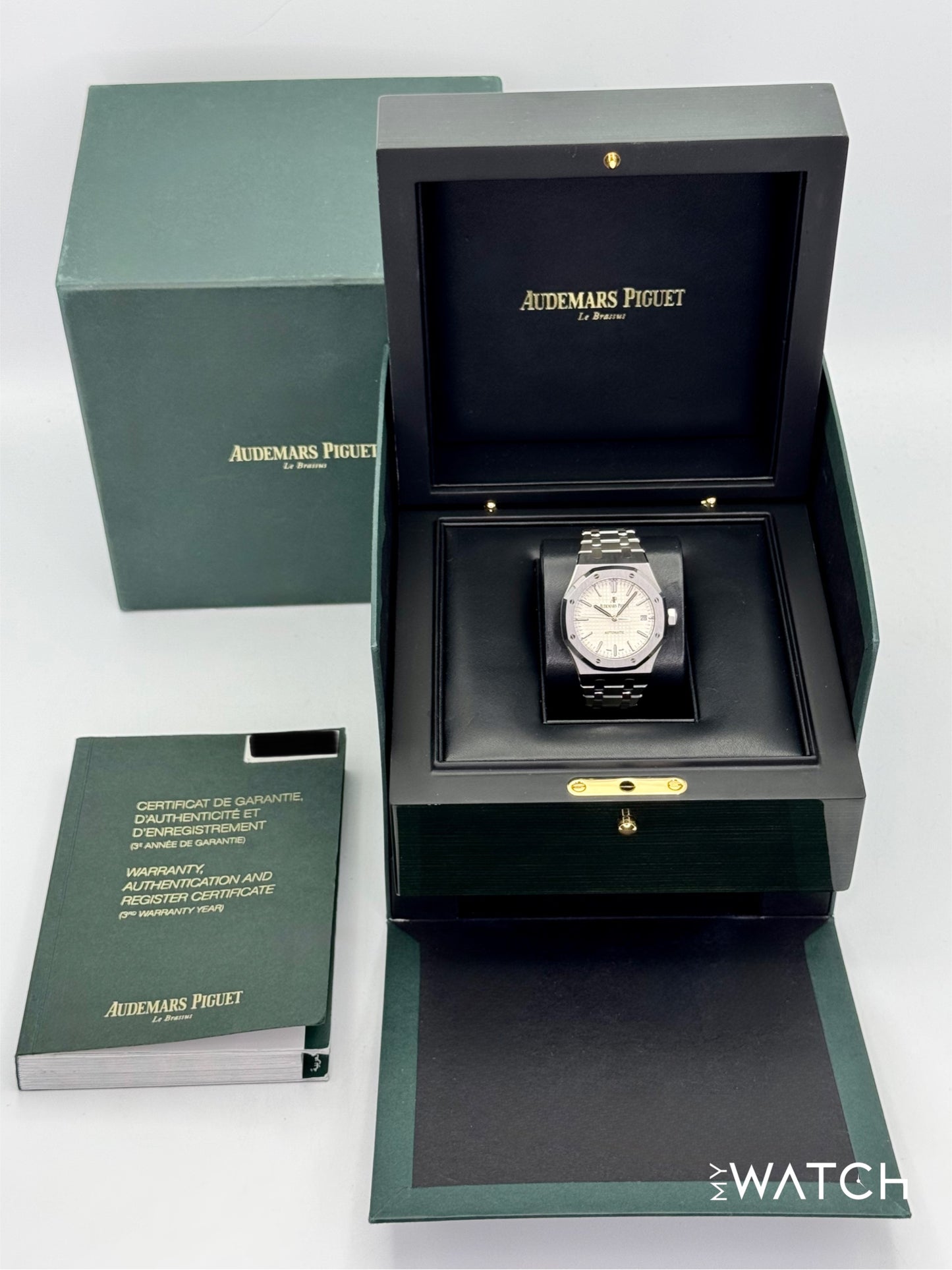 2016 Audemars Piguet  Royal Oak  37mm 15450ST Stainless Steel White Dial