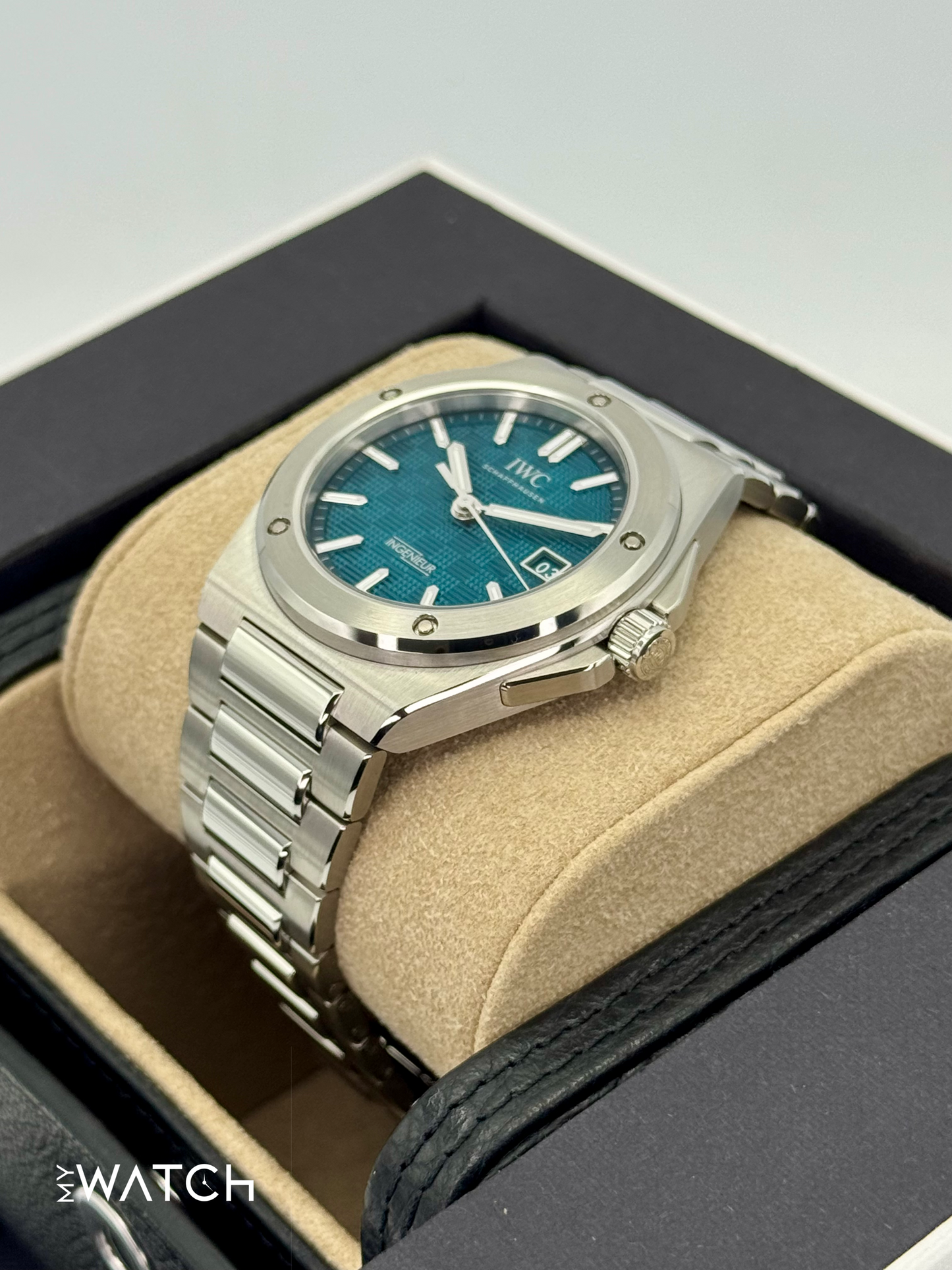 NEW 2025 IWC Ingenieur Automatic 40mm IW328903 Aqua Dial