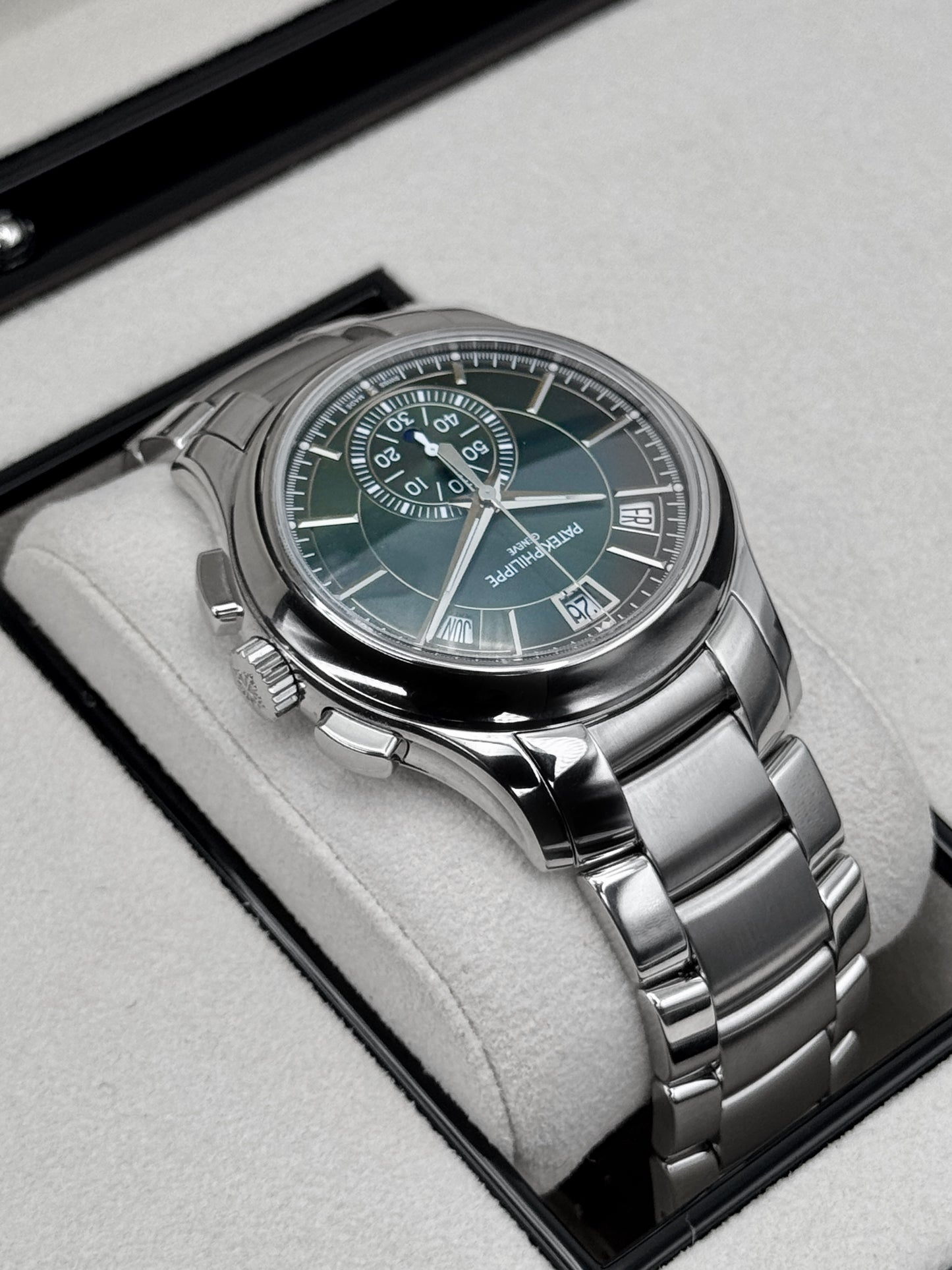2024 Patek Philippe Flyback Chronograph Annual Calendar 5905/1A Olive Green Dial