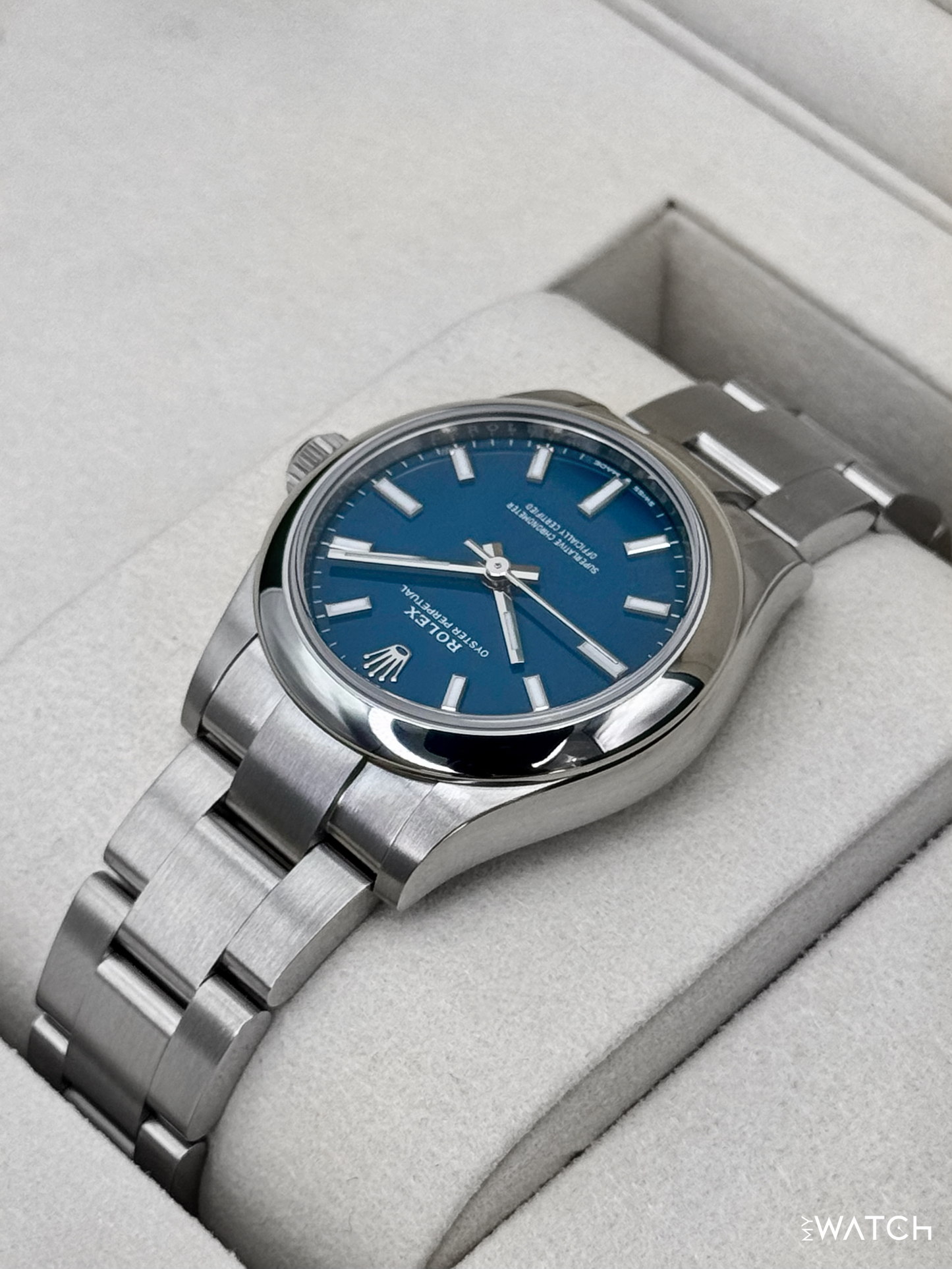 NEW 2026 Rolex Oyster Perpetual 31mm 277200 Med Blue Dial