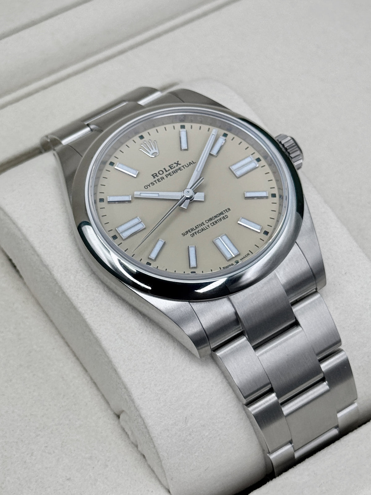 NEW 2026 Rolex Oyster Perpetual 41mm 134300 Beige Dial (NEW STYLE CARD)