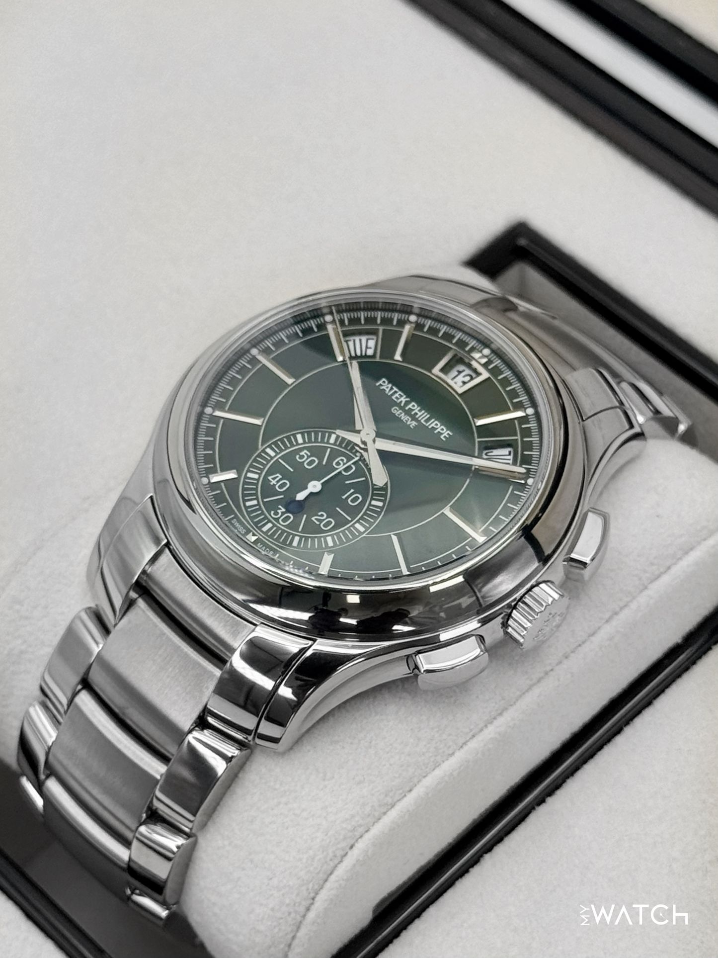 2023 Patek Philippe Flyback Chronograph Annual Calendar 5905/1A Olive Green Dial