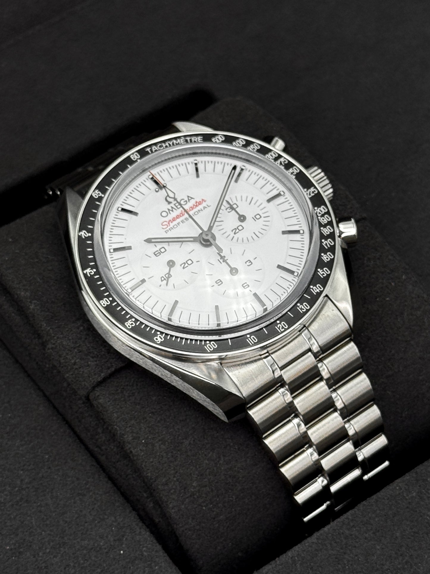 NEW 2026 Omega Speedmaster Moonwatch Pro 42mm 310.30.42.50.04.001 White Dial