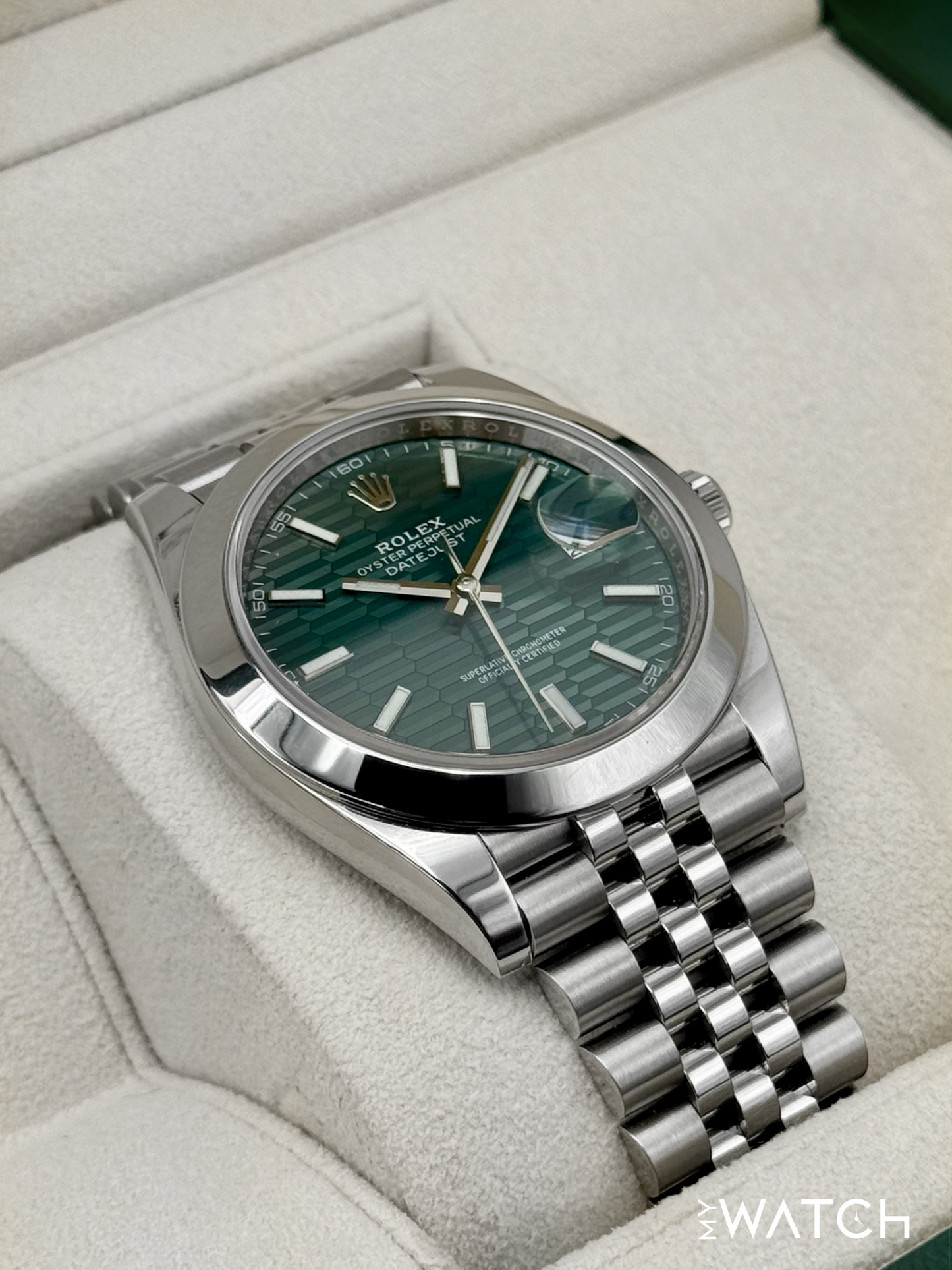 2023 Rolex Datejust 41mm 126300 Stainless Steel Jubilee Green Motif Dial