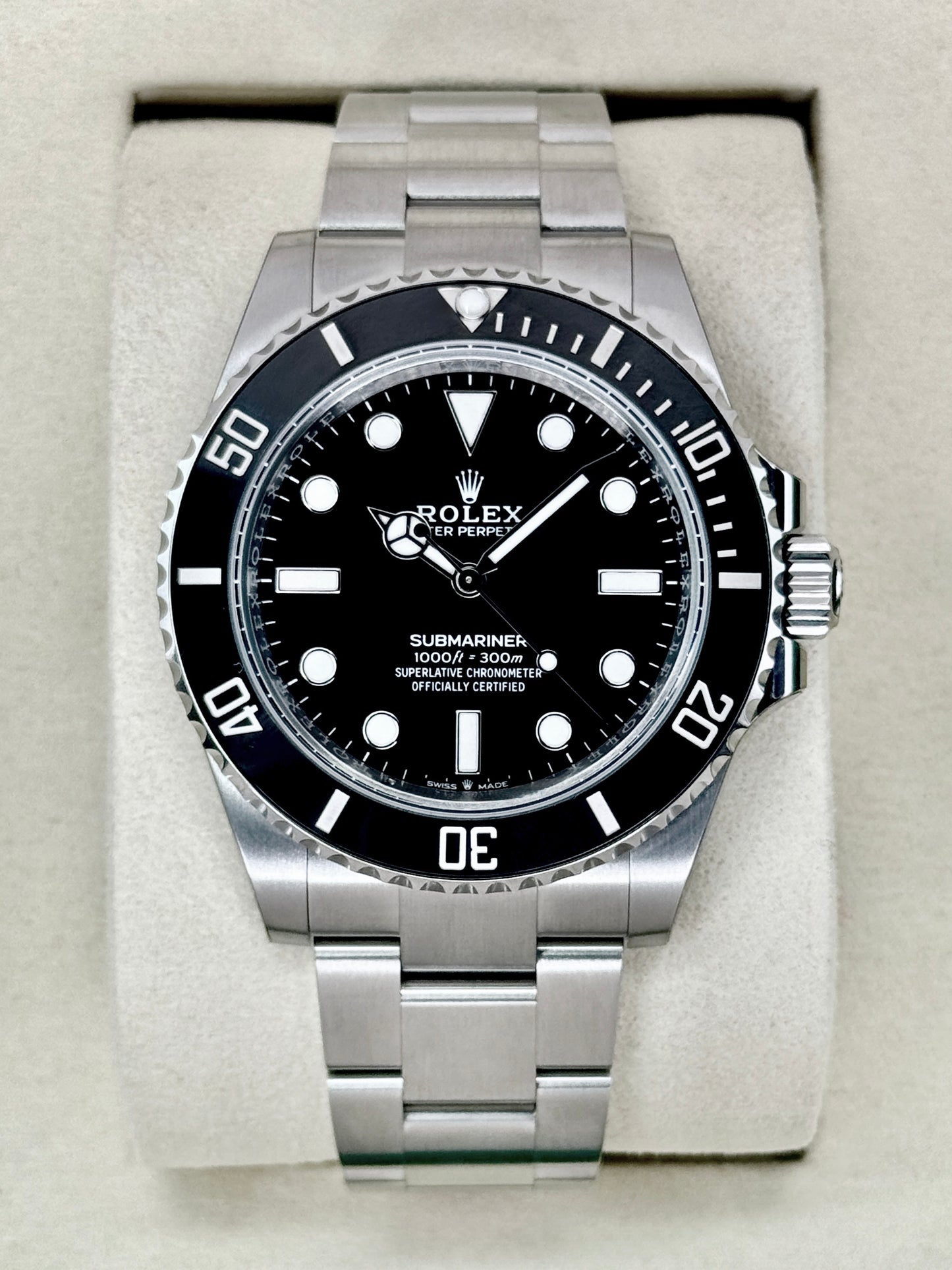 NEW 2026 Rolex Submariner 41mm 124060 Stainless Steel Black Dial (STICKERED)