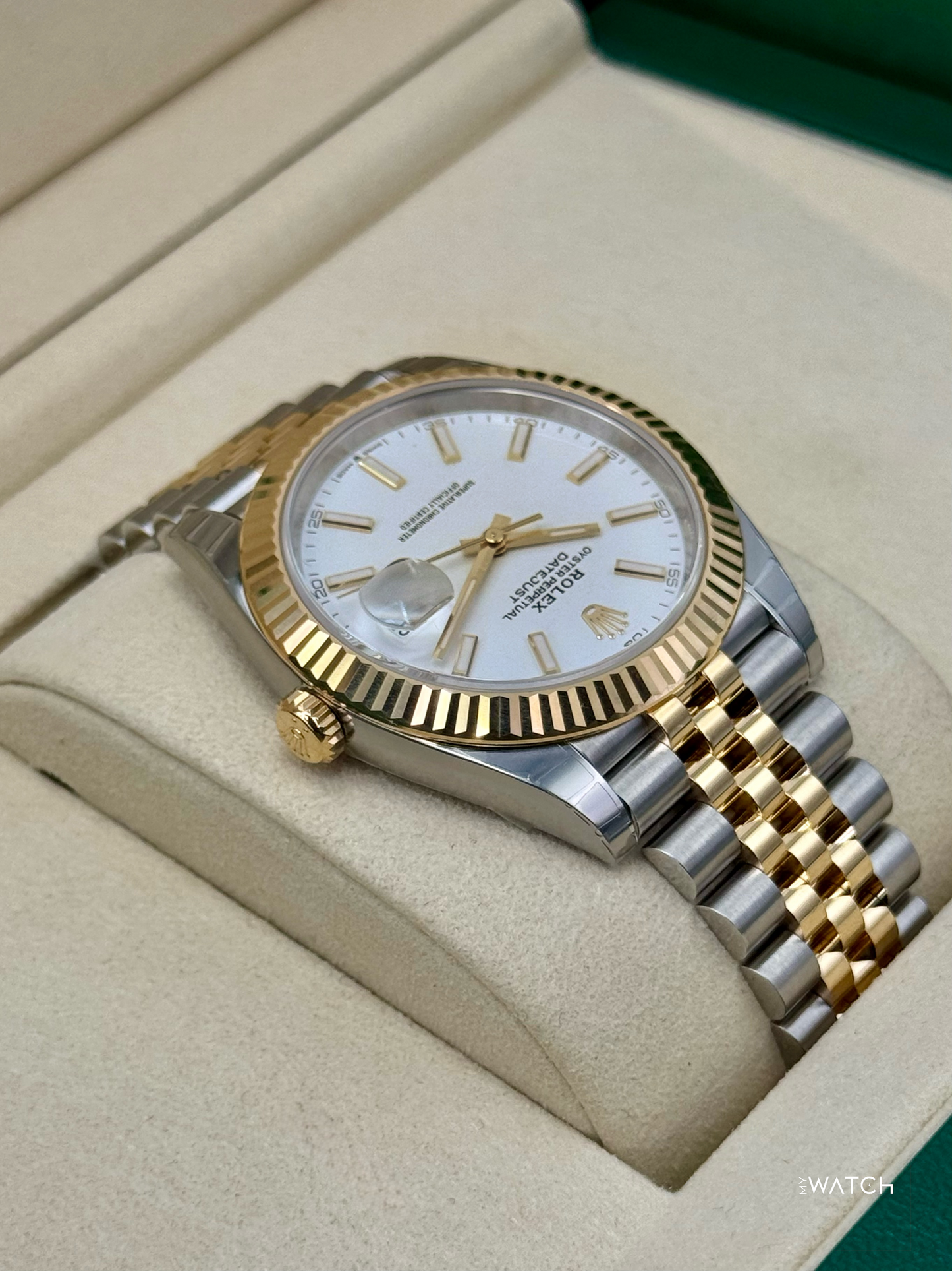 NEW 2025 Rolex Datejust 41mm 126333 Two-Tone Jubilee White Dial (STICKERED)