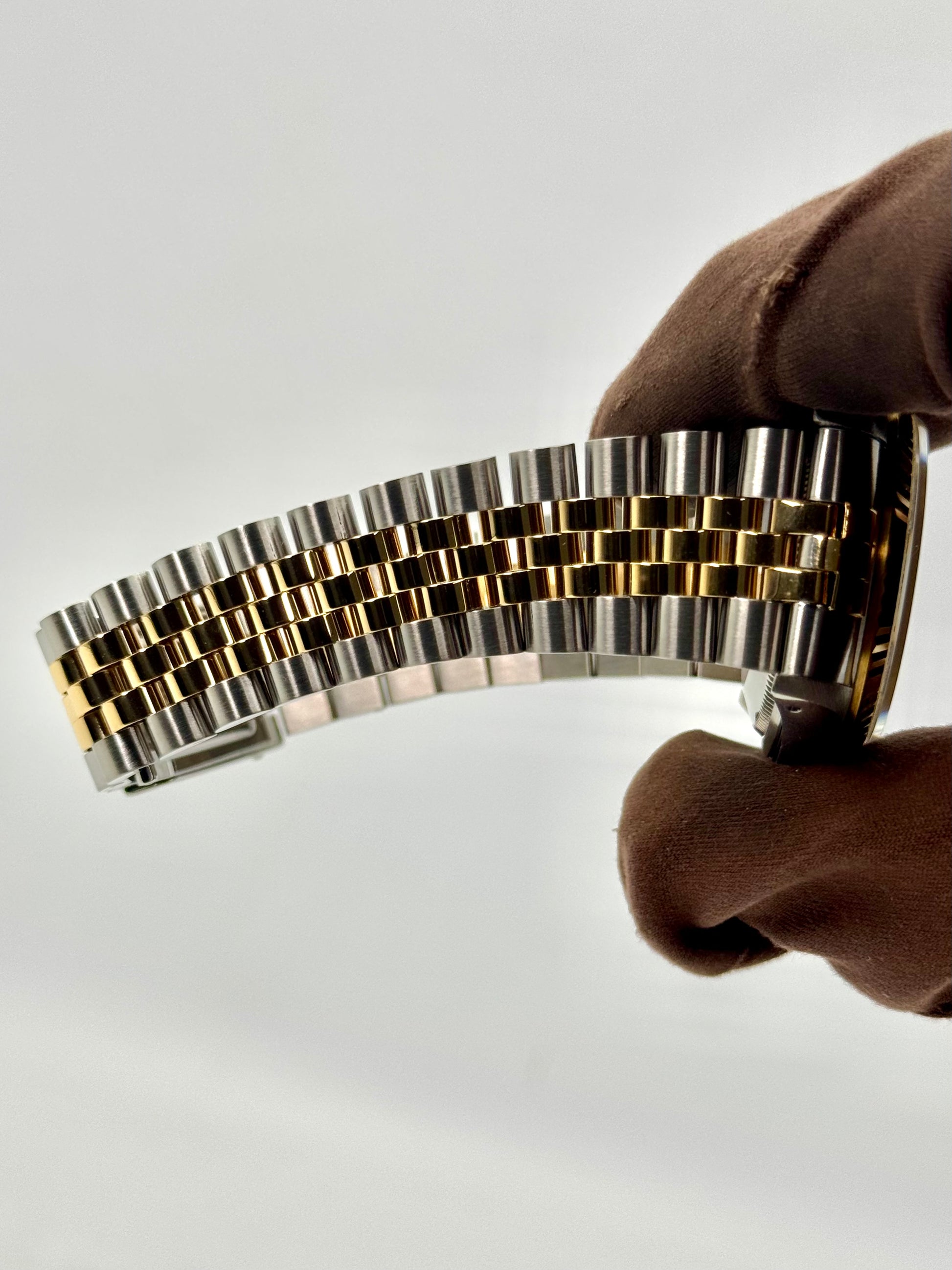 1991 Rolex Datejust 36mm 16233 Two-Tone Jubilee Champagne Dial - MyWatchLLC