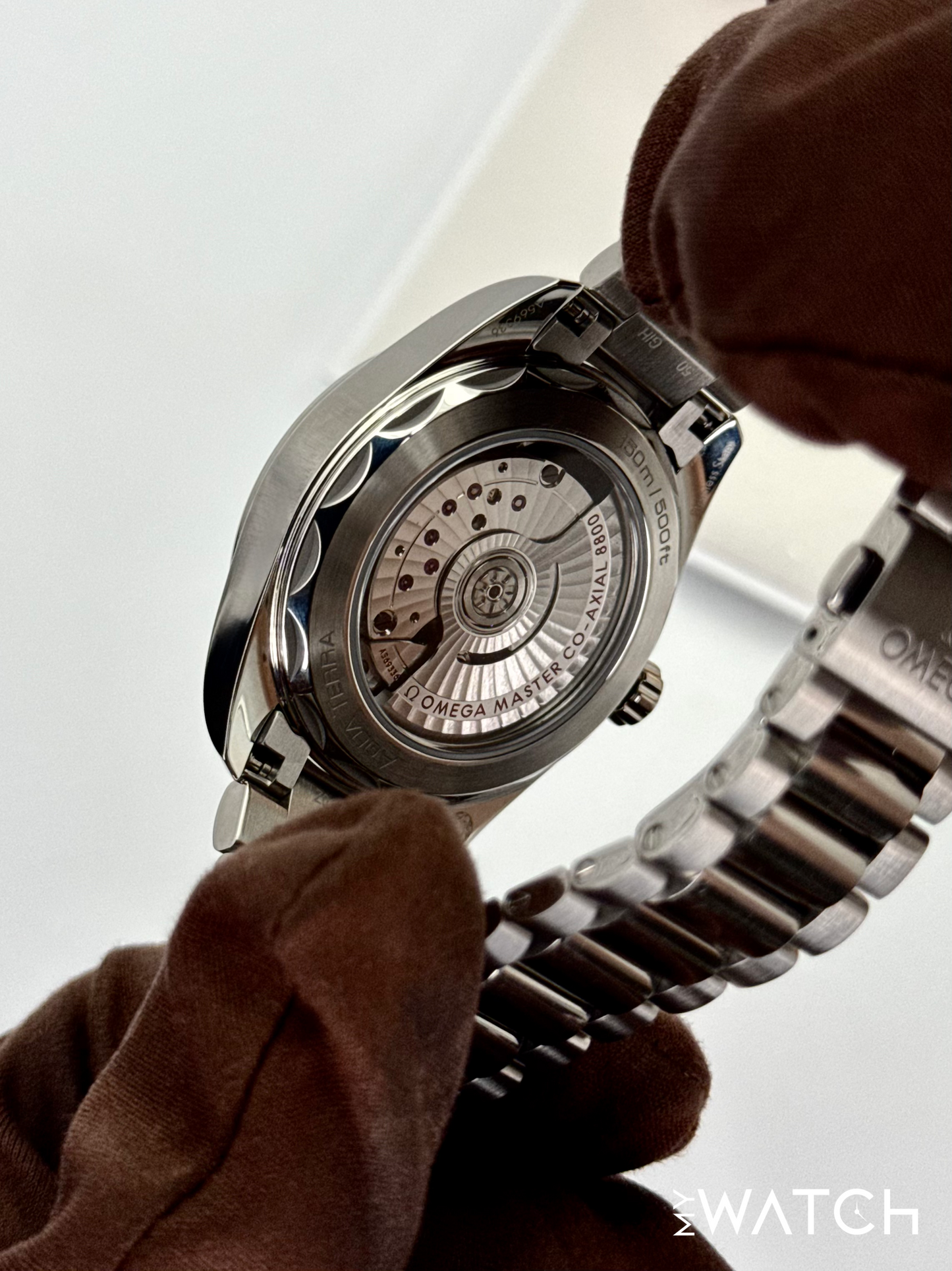 2025 Omega Seamaster Aqua Terra 38mm 220.10.38.20.13.003 Red Dial