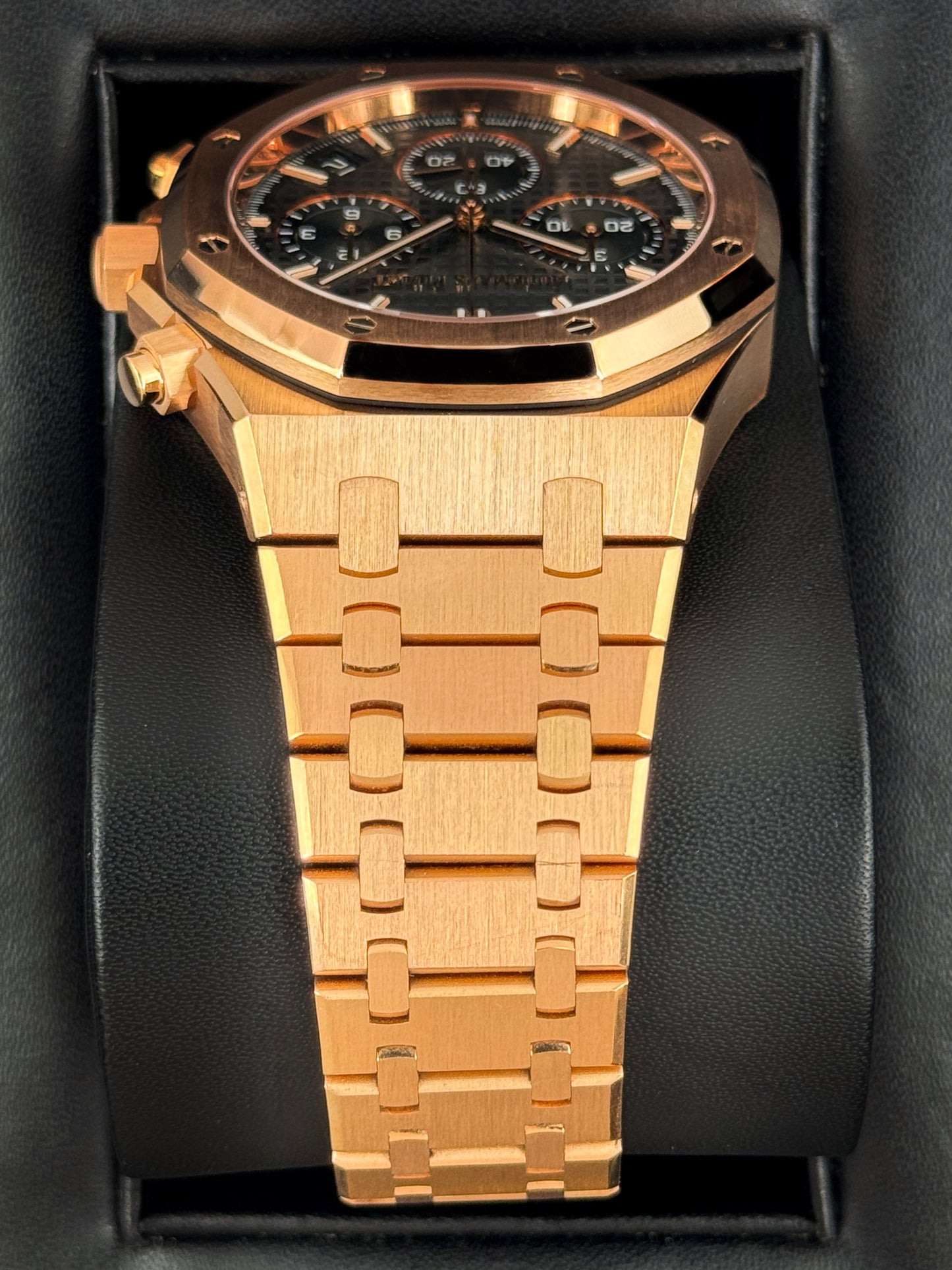 2025 Audemars Piguet Royal Oak Chronograph 41mm 26240OR Green Dial