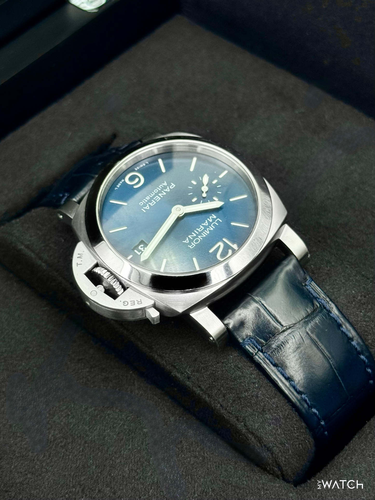 2021 Panerai Luminor Marina Quaranta 40mm PAM01270 Stainless Steel Blue Dial