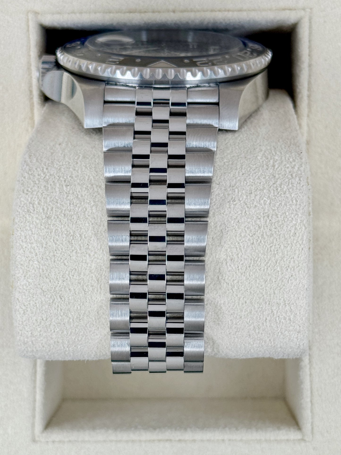 2023 Rolex GMT-Master II "Batgirl" 40mm 126710BLNR Jubilee