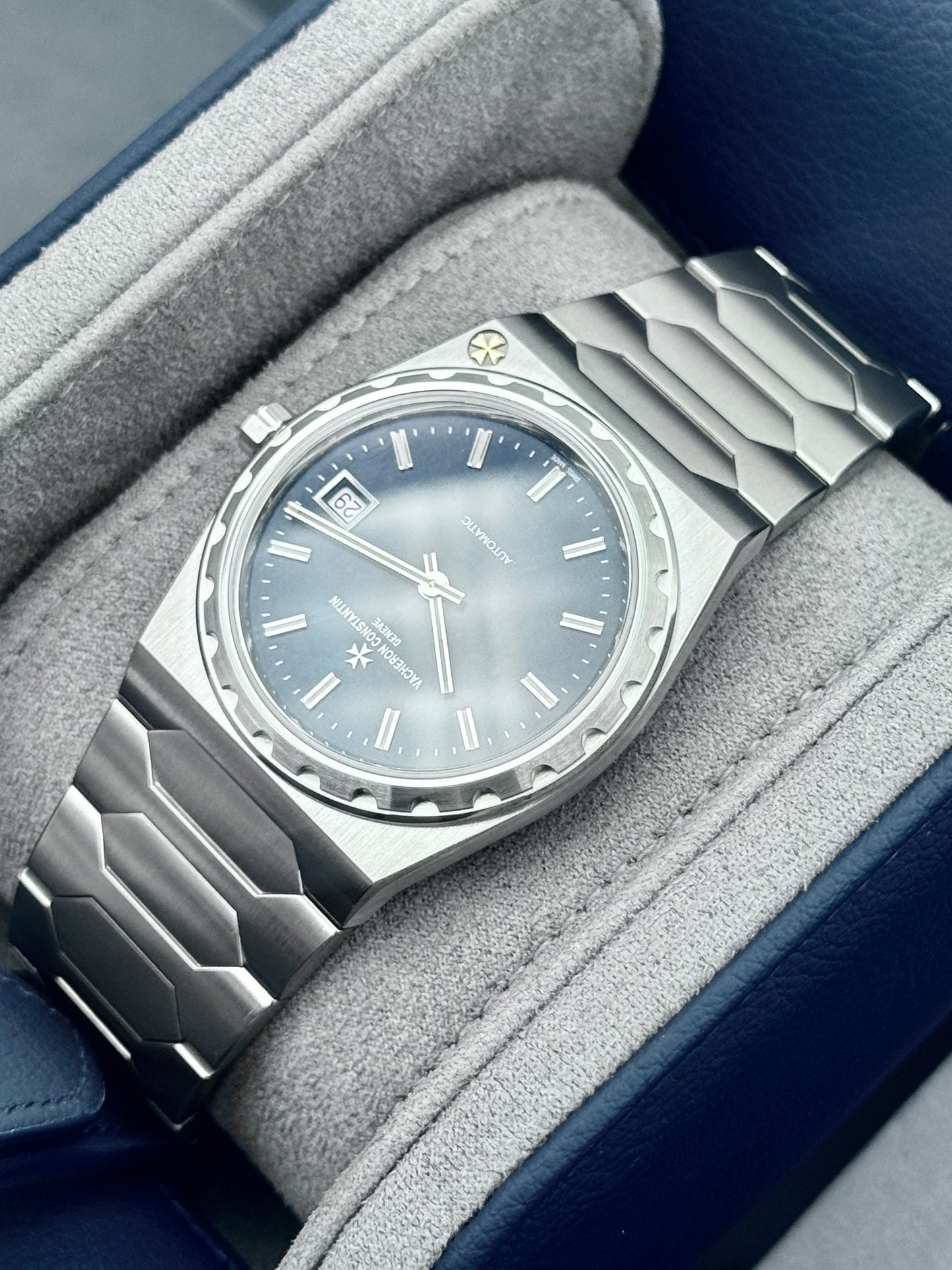 NEW 2026 Vacheron Constantin Historiques 222 37mm 4200H Stainless Steel Blue Dial