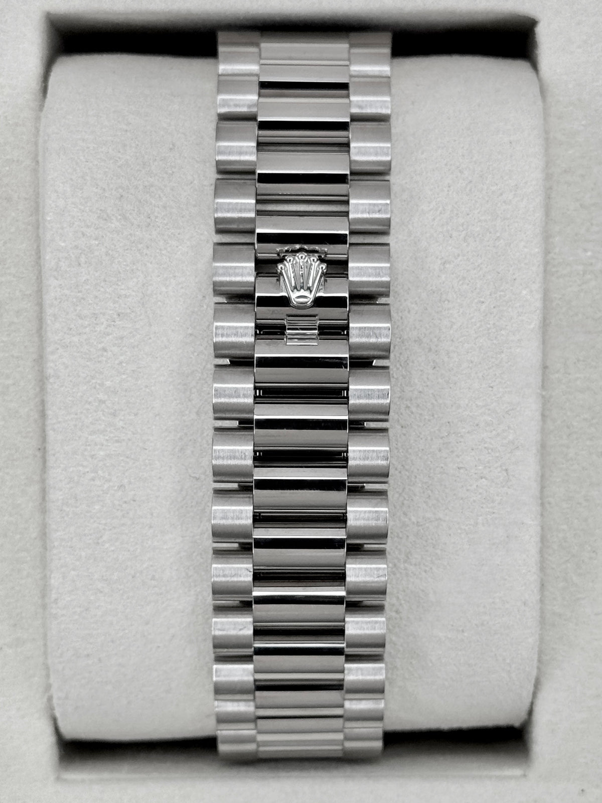 2026 Rolex Day-Date 40mm 228239 Presidential Blue Ombre Dial