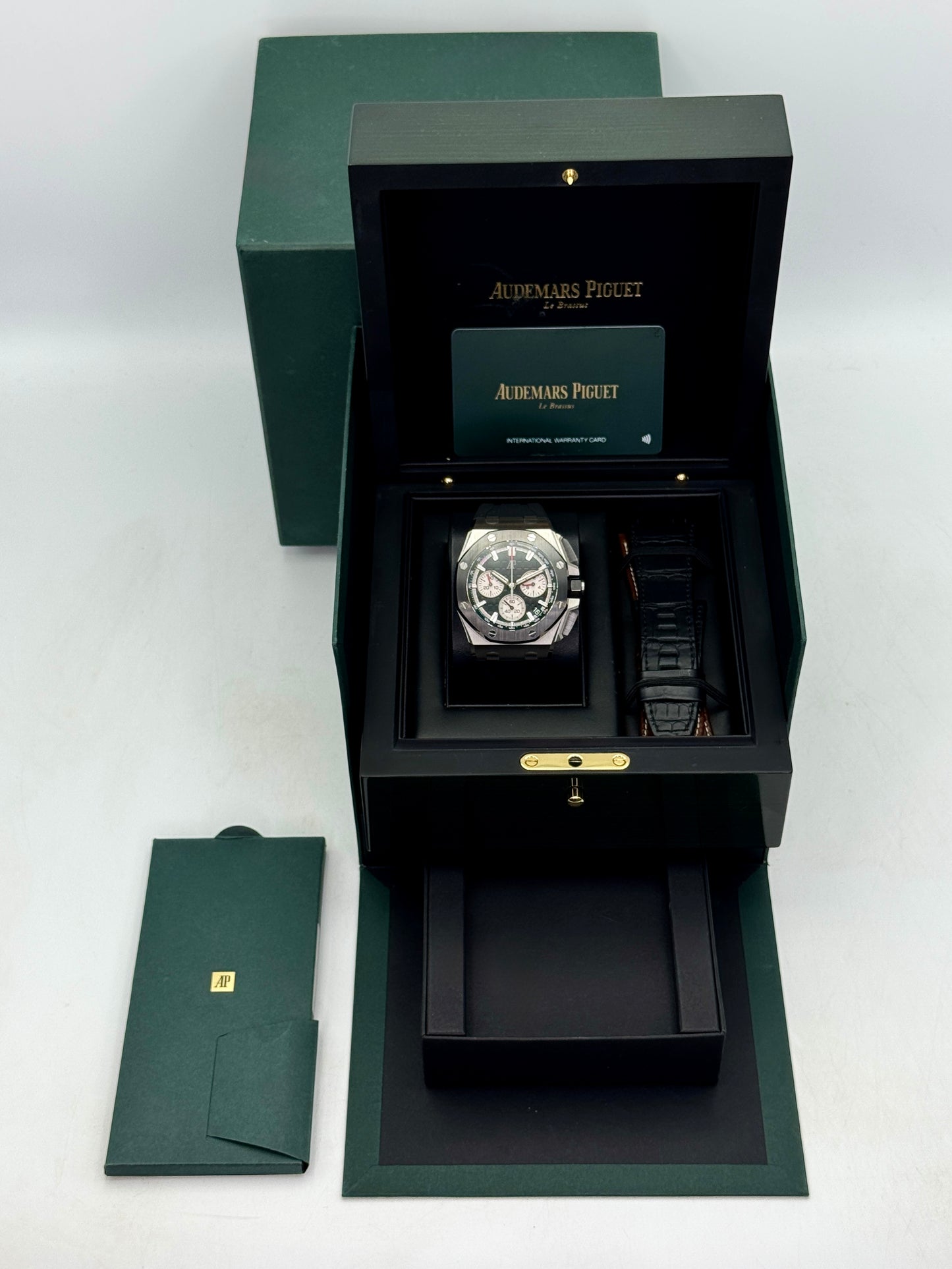 2022 Audemars Piguet Royal Oak Chronograph 43mm 26420SO Black Dial