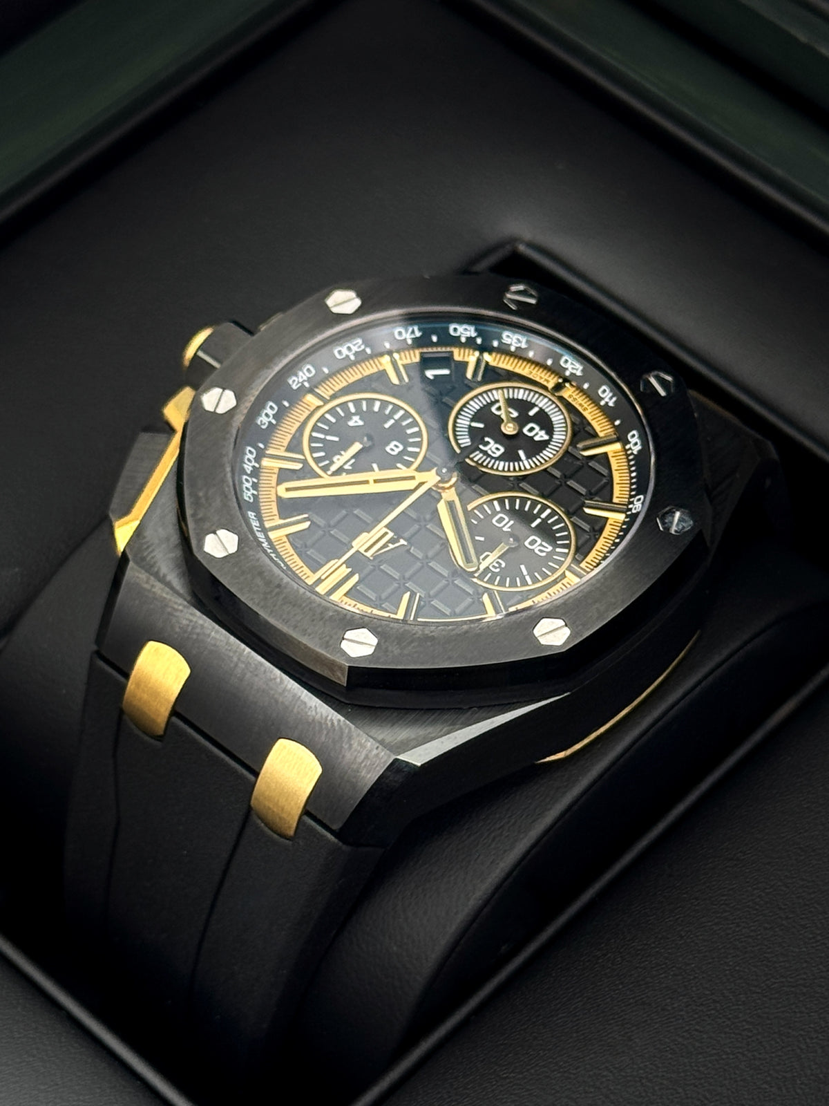2023 Audemars Piguet Royal Oak Offshore 43mm 26420CE Ceramic Black Dial