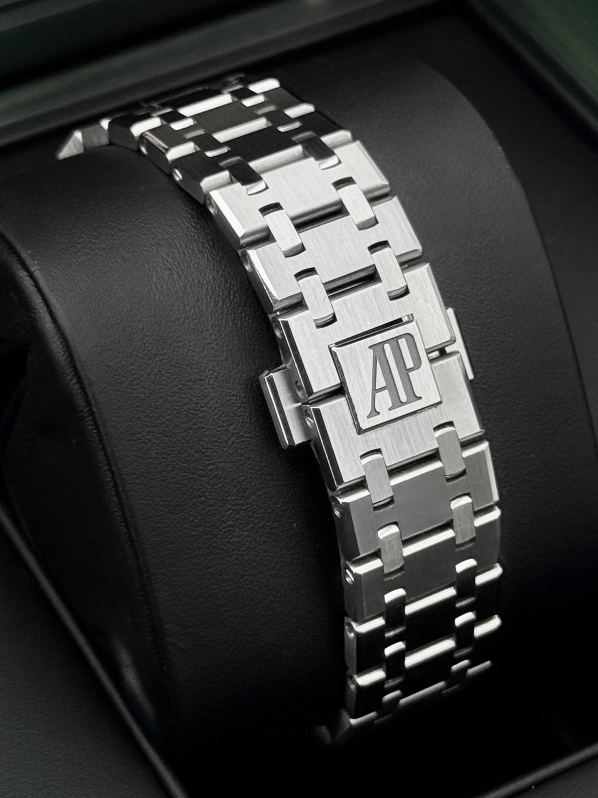 2024 Audemars Piguet Royal Oak 37mm 15550ST Stainless Steel Blue Dial