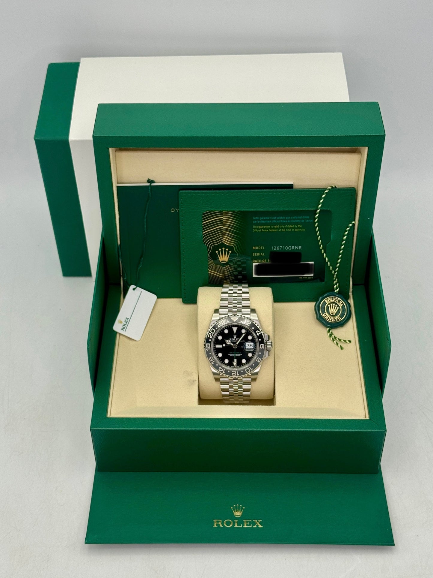 NEW 2026 Rolex GMT-Master II Bruce Wayne 40mm 126710GRNR Jubilee (STICKERED)