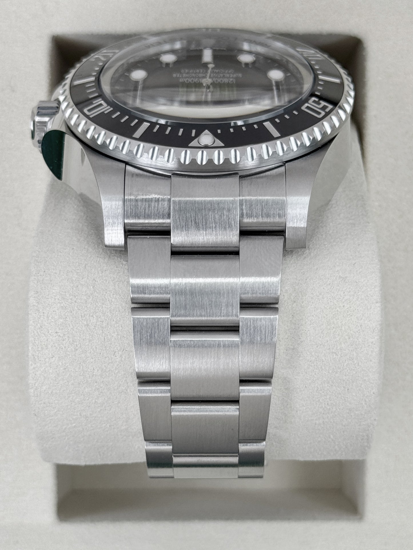 NEW 2026 Rolex Deepsea James Cameron 44mm 136660 Blue Dial