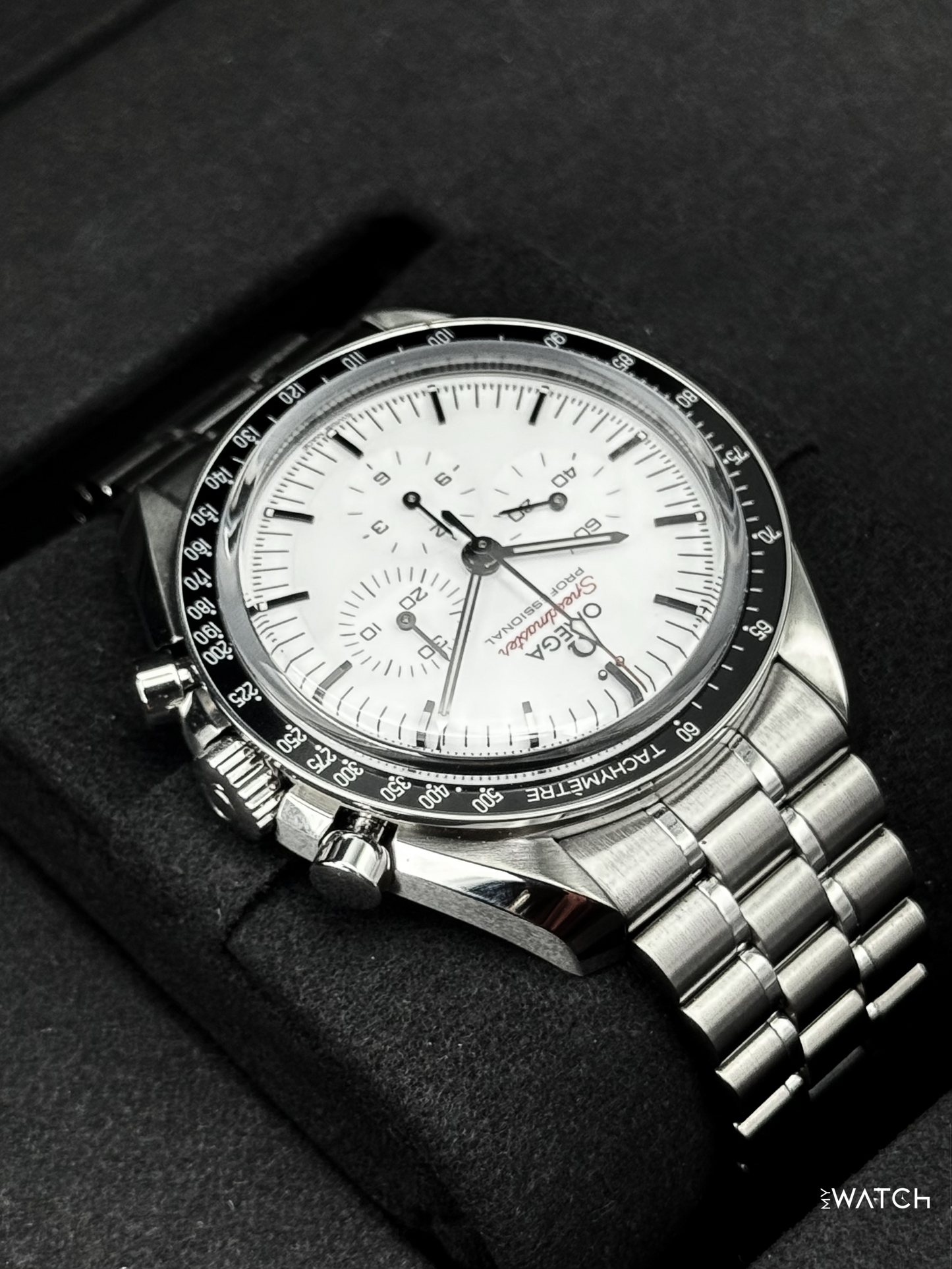 NEW 2025 Omega Speedmaster Moonwatch Pro 310.30.42.50.04.001 42mm White Dial
