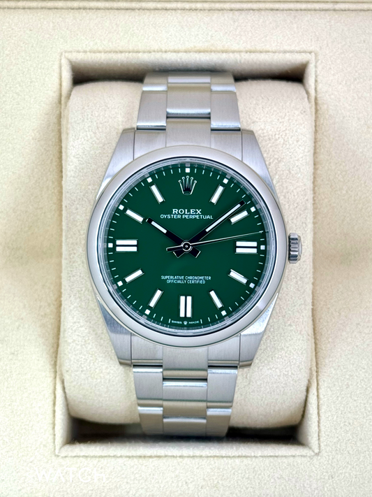 2024 Rolex Oyster Perpetual 41mm 124300 Green Dial