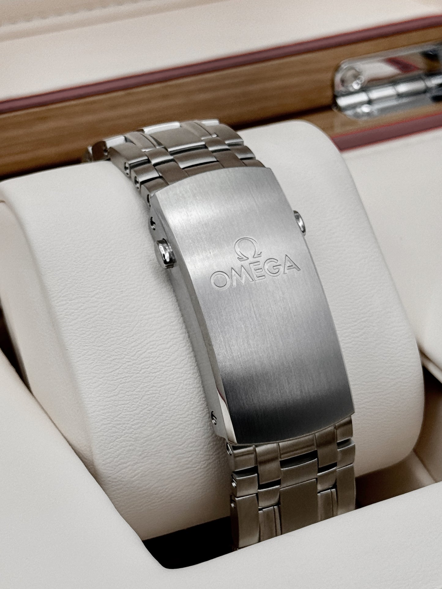2022 Omega Seamaster 42mm 210.30.42.20.04.001 Stainless Steel White Dial