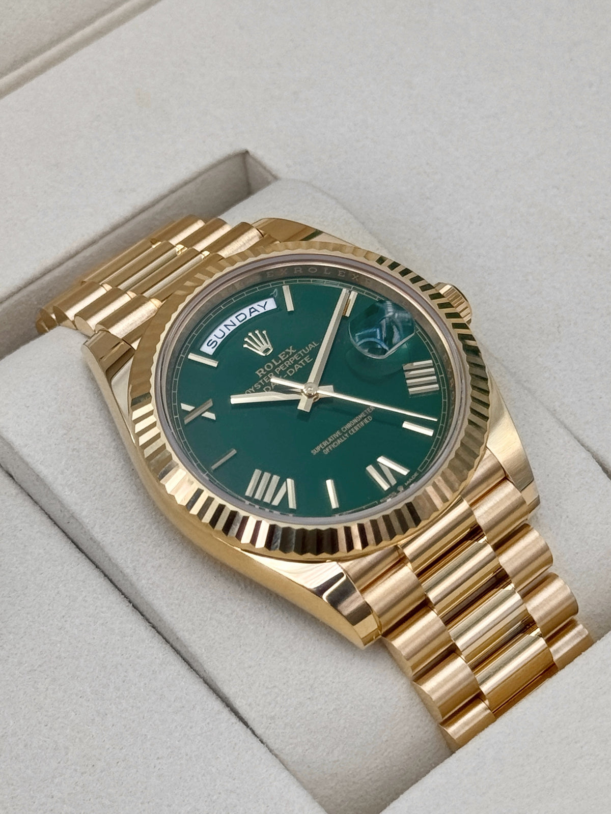 NEW 2026 Rolex Day-Date 40mm 228238 Presidential Green Dial (NEW STYLE CARD)