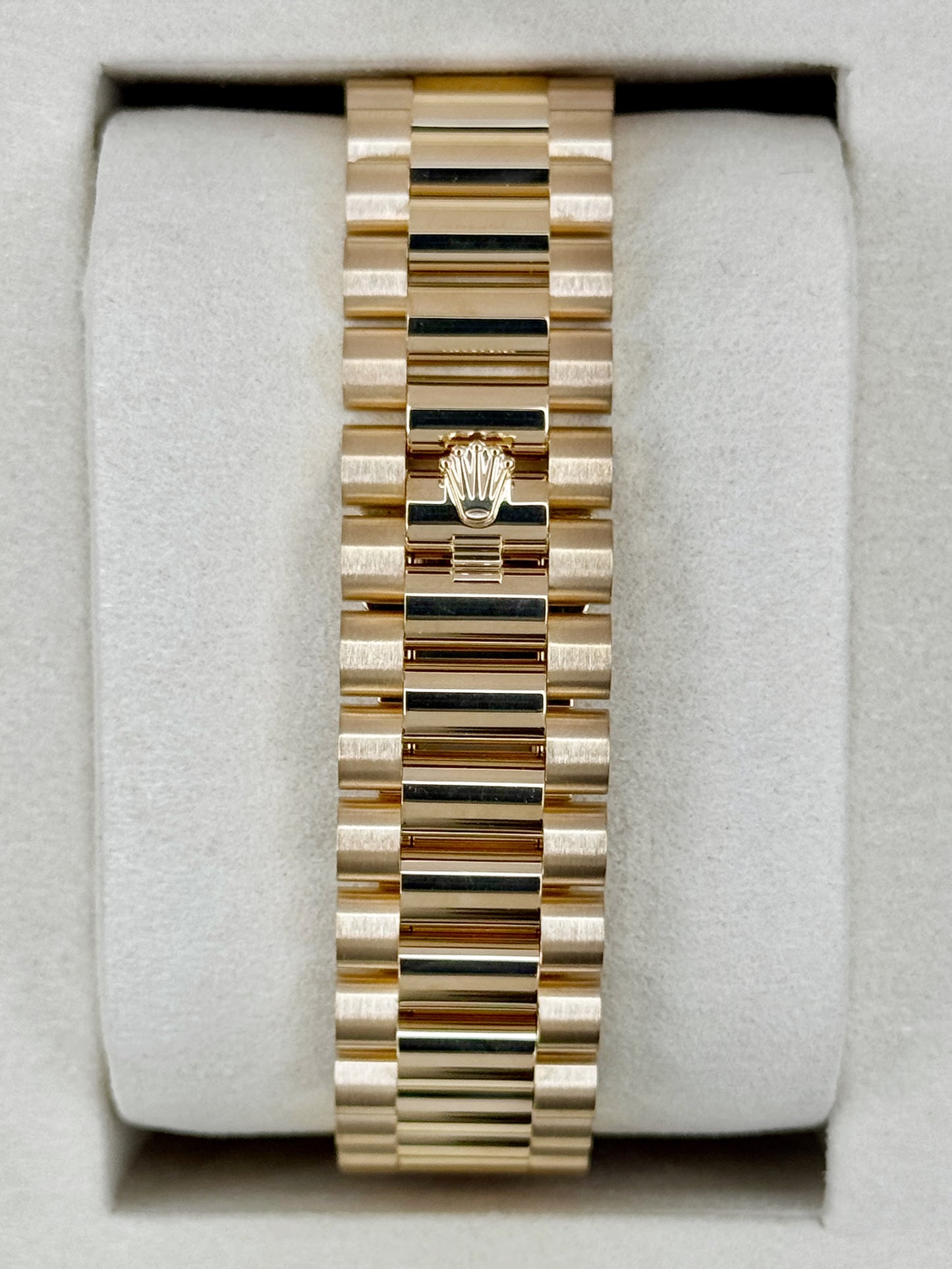 2026 Rolex Day-Date 40mm 228238 Presidential Silver Dial