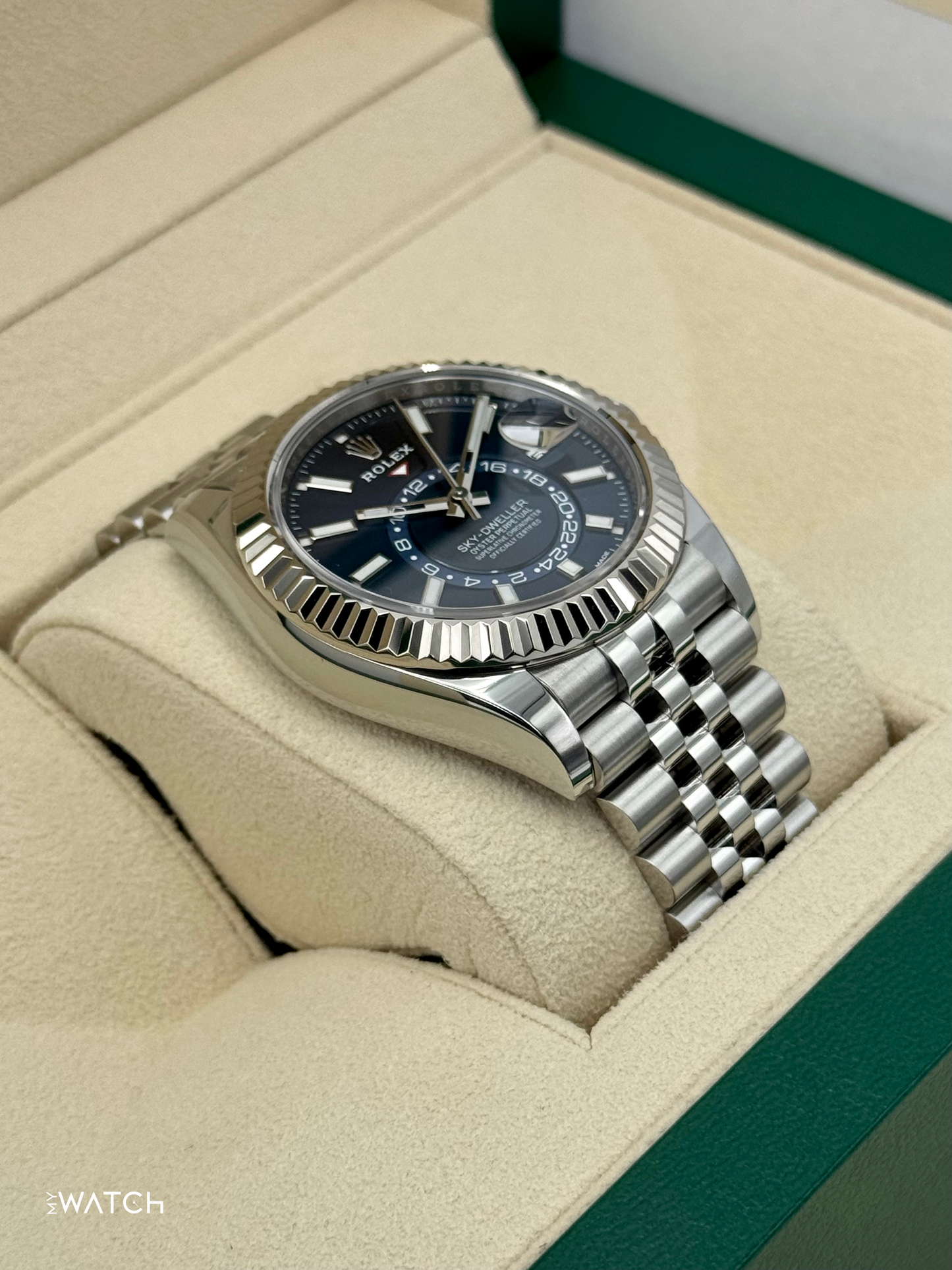 2022 Rolex Sky-Dweller 42mm 326934 Jubilee Blue Dial