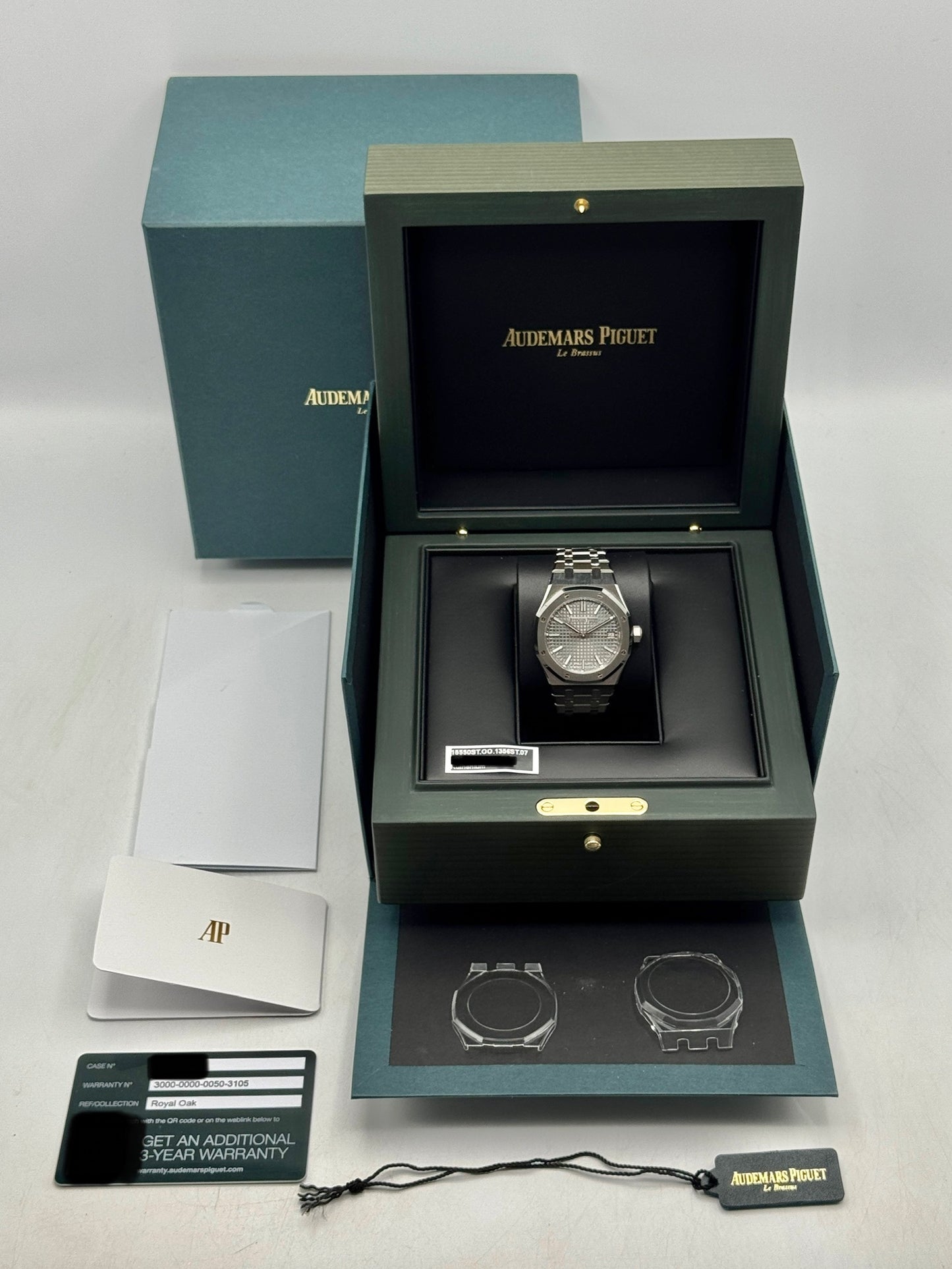 2025 Audemars Piguet Royal Oak 37mm 15550ST Stainless Steel Grey Dial