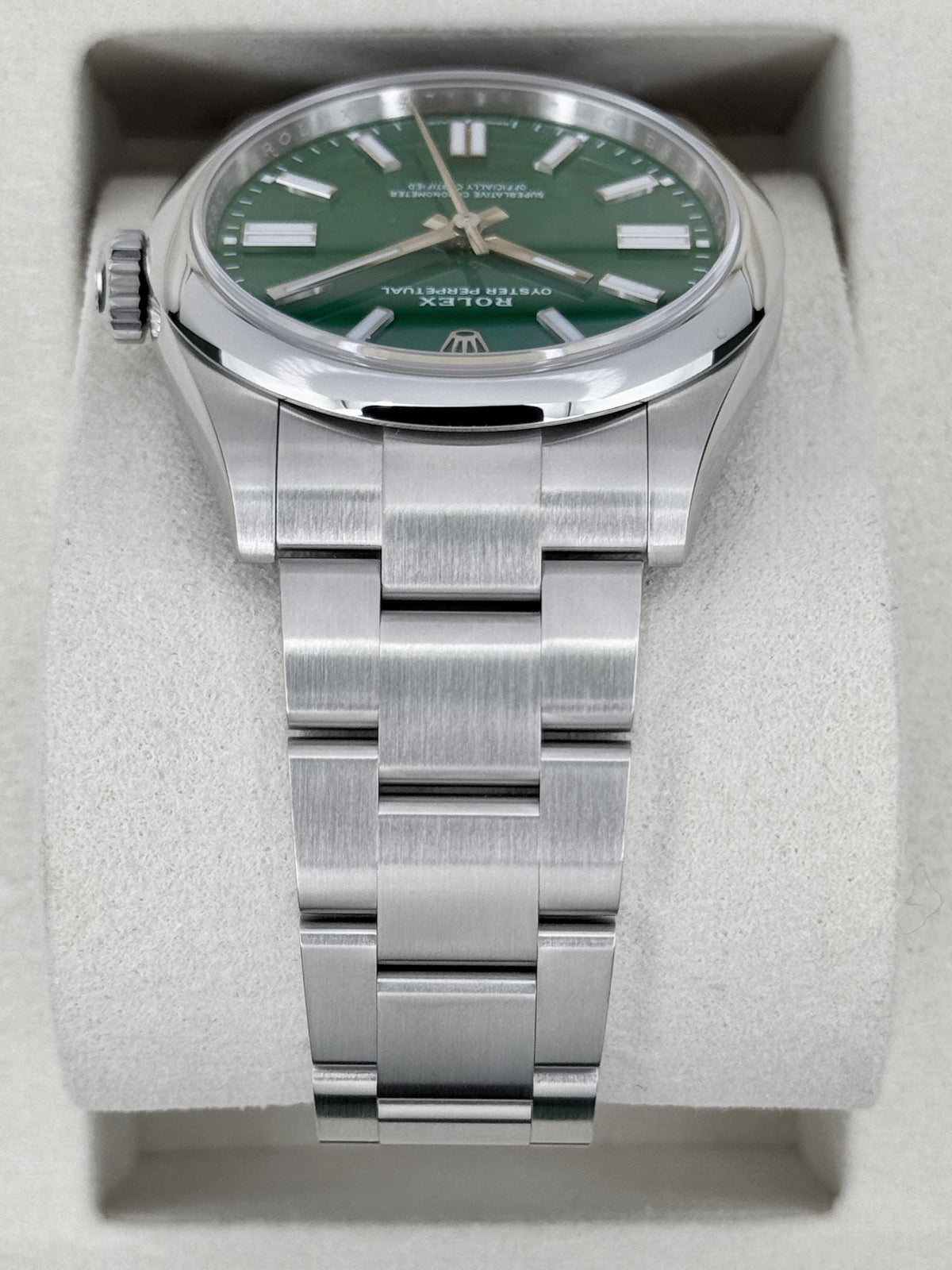 NEW 2026 Rolex Oyster Perpetual 41mm 134300 Green Dial (NEW STYLE CARD)