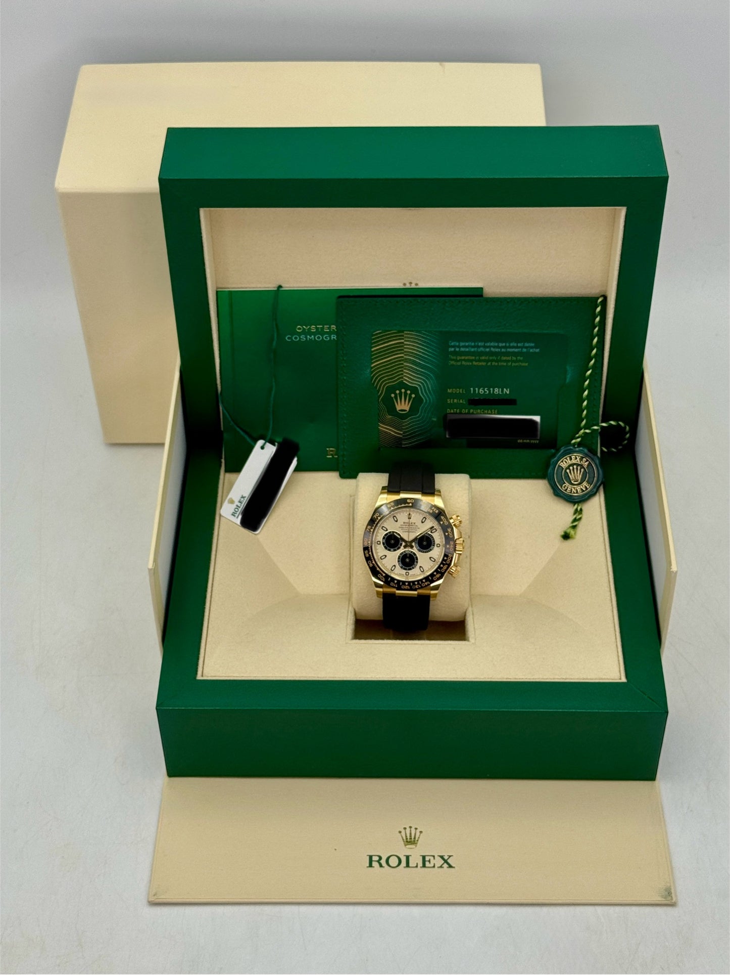 2022 Rolex Daytona 40mm 116518LN Yellow Gold Oysterflex Champagne Dial