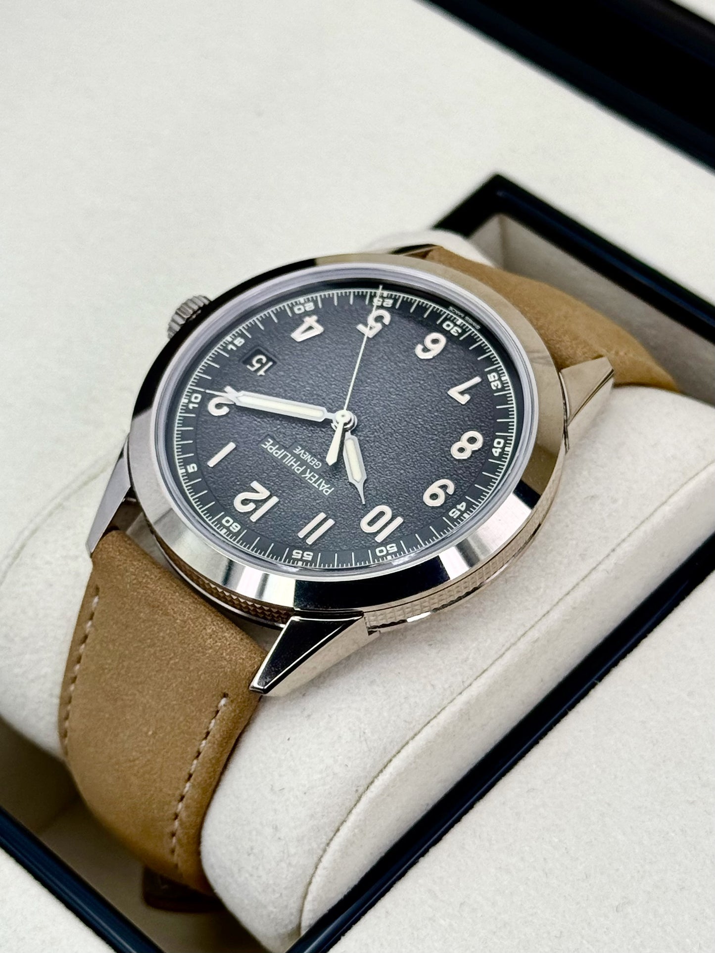 2025 Patek Philippe Calatrava 40mm 5226G White Gold Black Dial