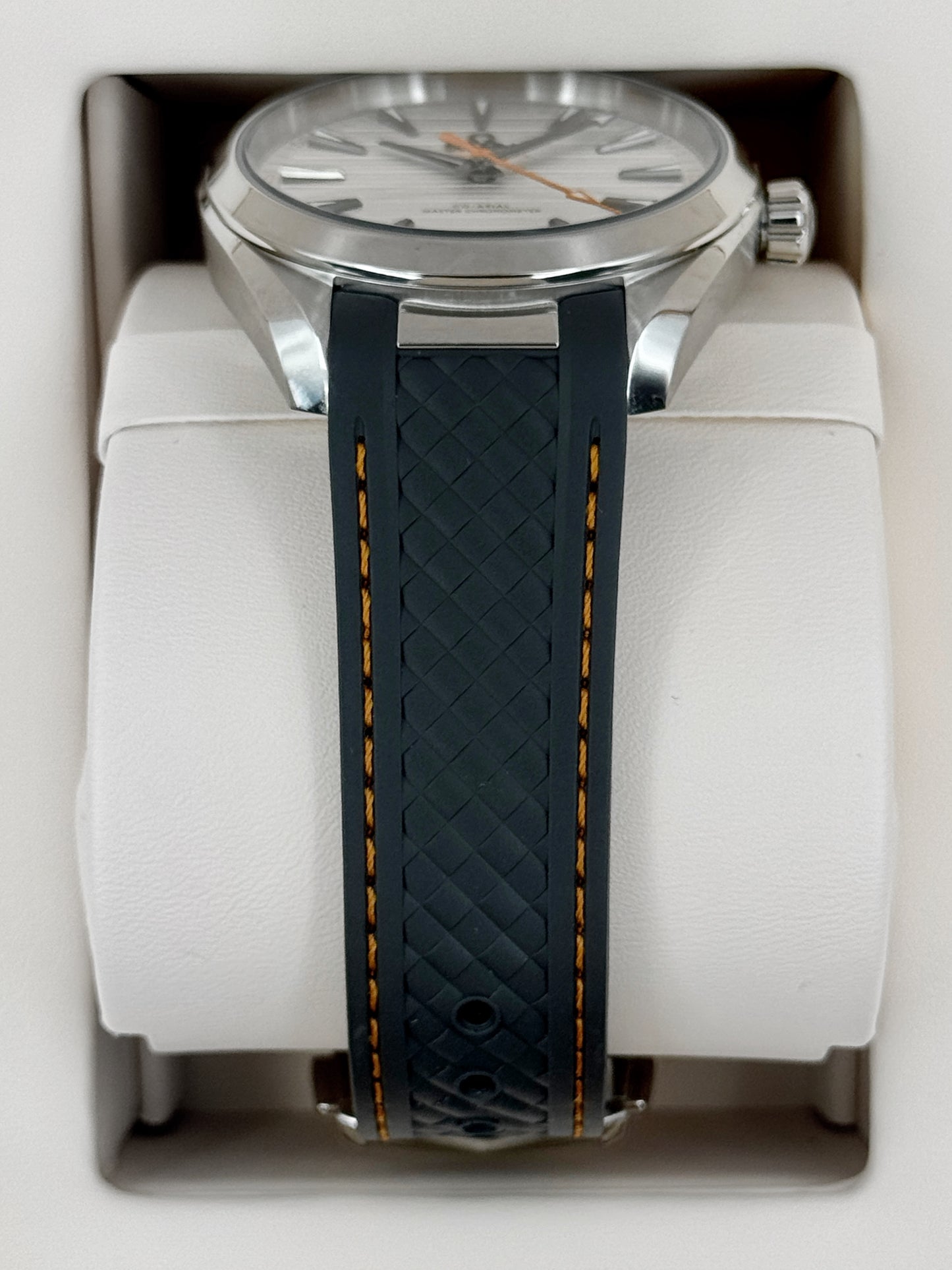 2026 Omega Seamaster Aqua Terra 41mm 220.12.41.21.02.002 Silver Dial