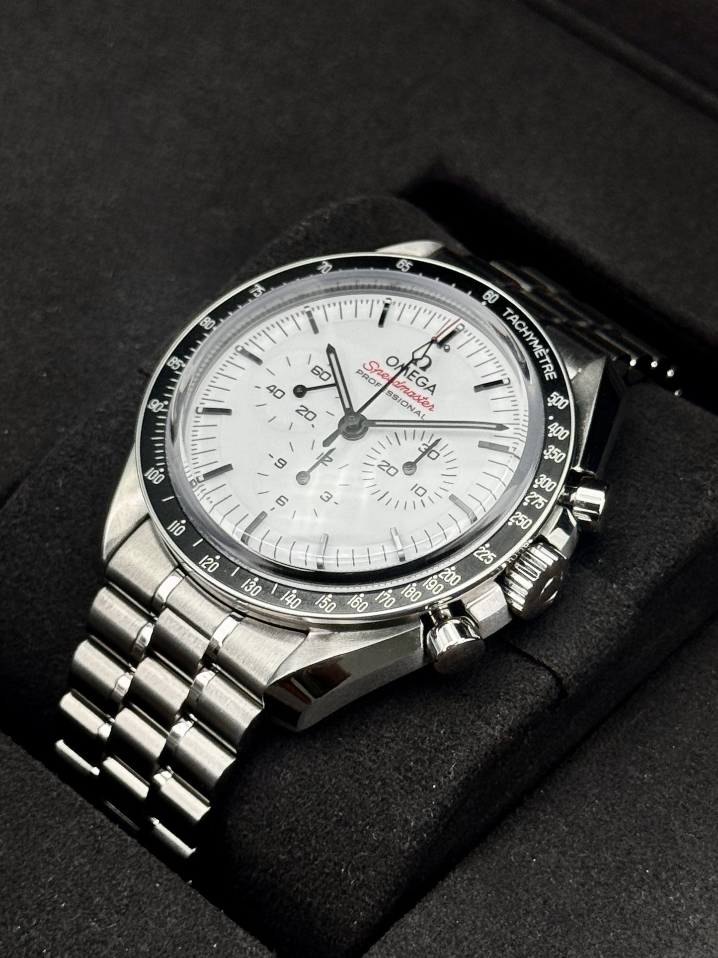 2026 Omega Speedmaster Moonwatch Pro 42mm 310.30.42.50.04.001 White Dial