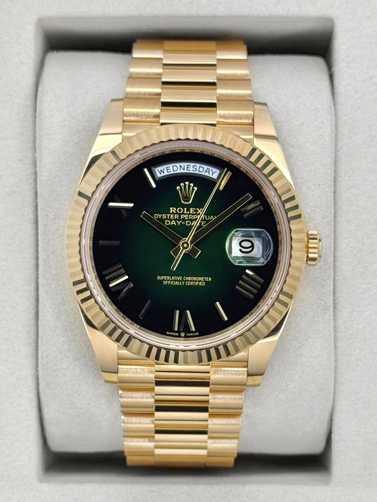 NEW 2026 Rolex Day-Date 40mm 228238 Presidential Green Ombre Dial (NEW STYLE CARD)