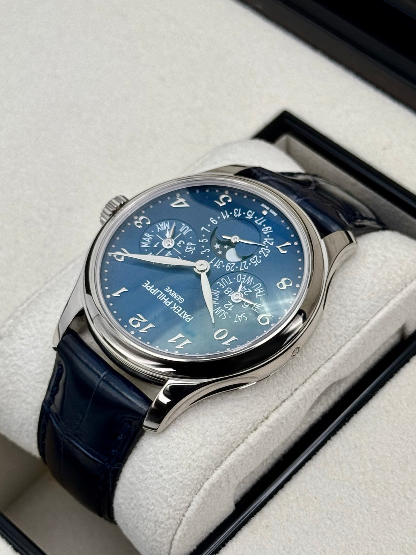 2021 Patek Philippe Perpetual Calendar 39mm 5327G White Gold Blue Dial