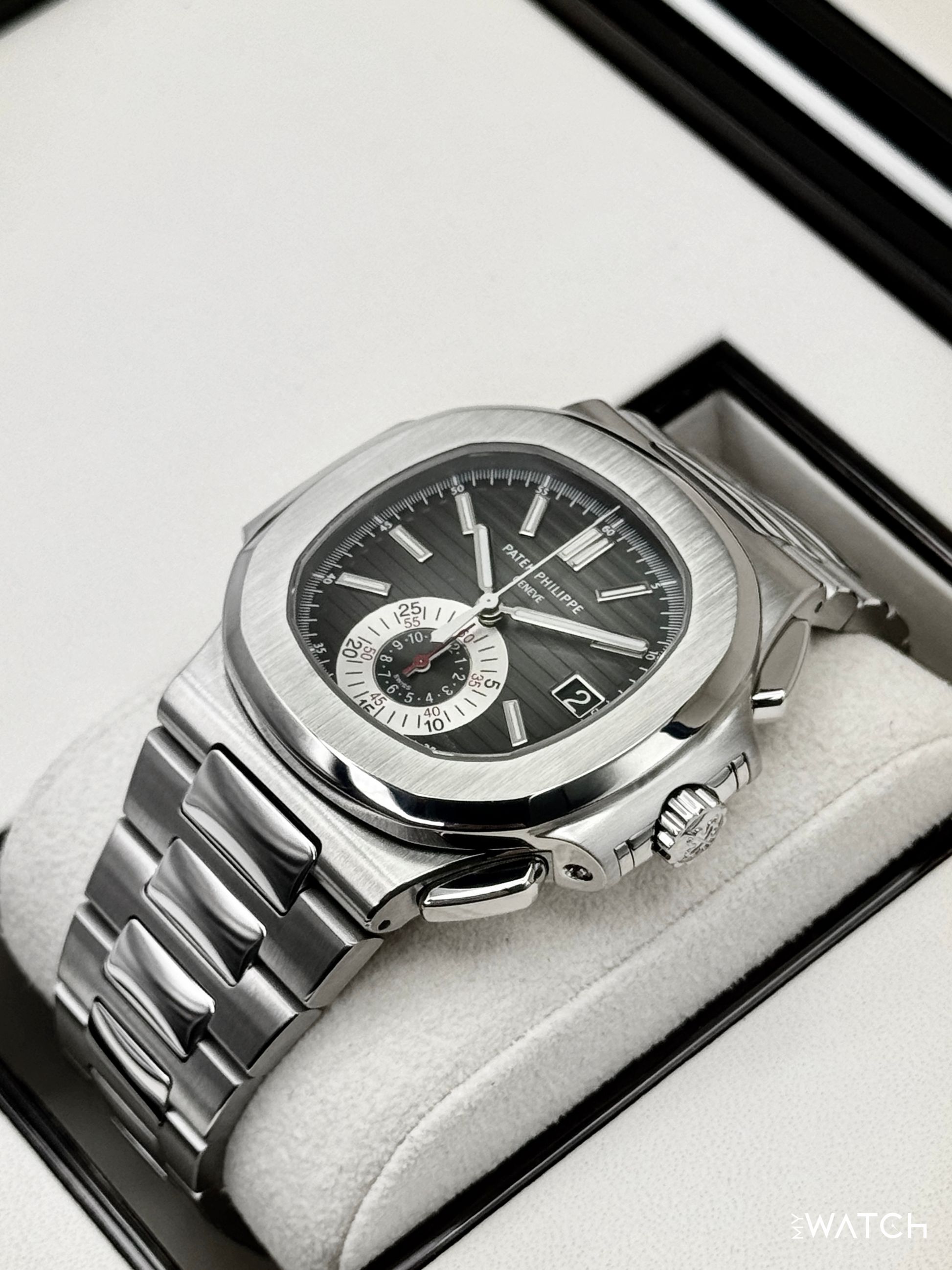 2011 Patek Philippe Nautilus Chrono 40.5mm 5980/1A Stainless Steel Grey Dial - MyWatchLLC