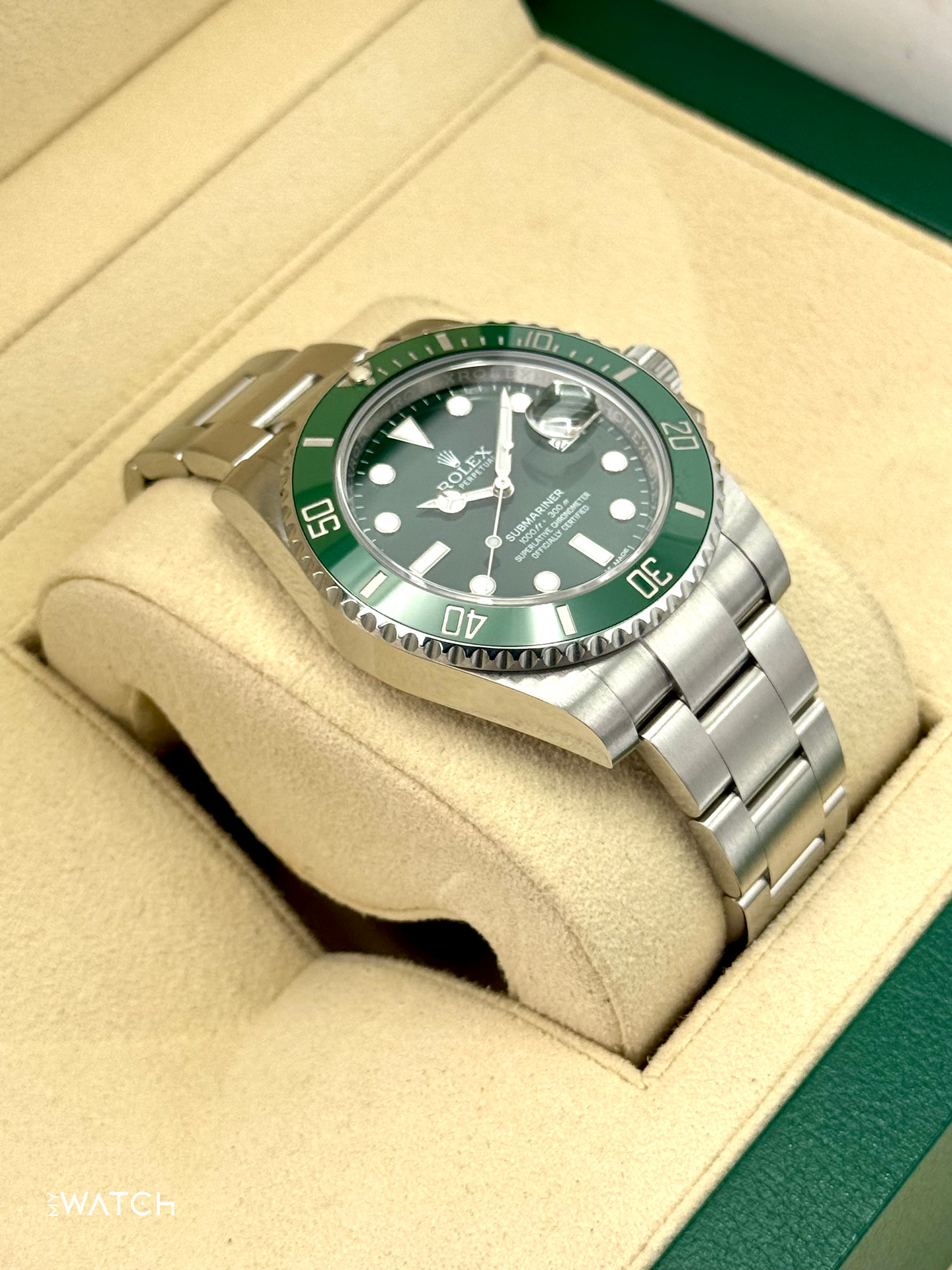 2016 Rolex Submariner “Hulk” 40mm 116610LV Green Dial