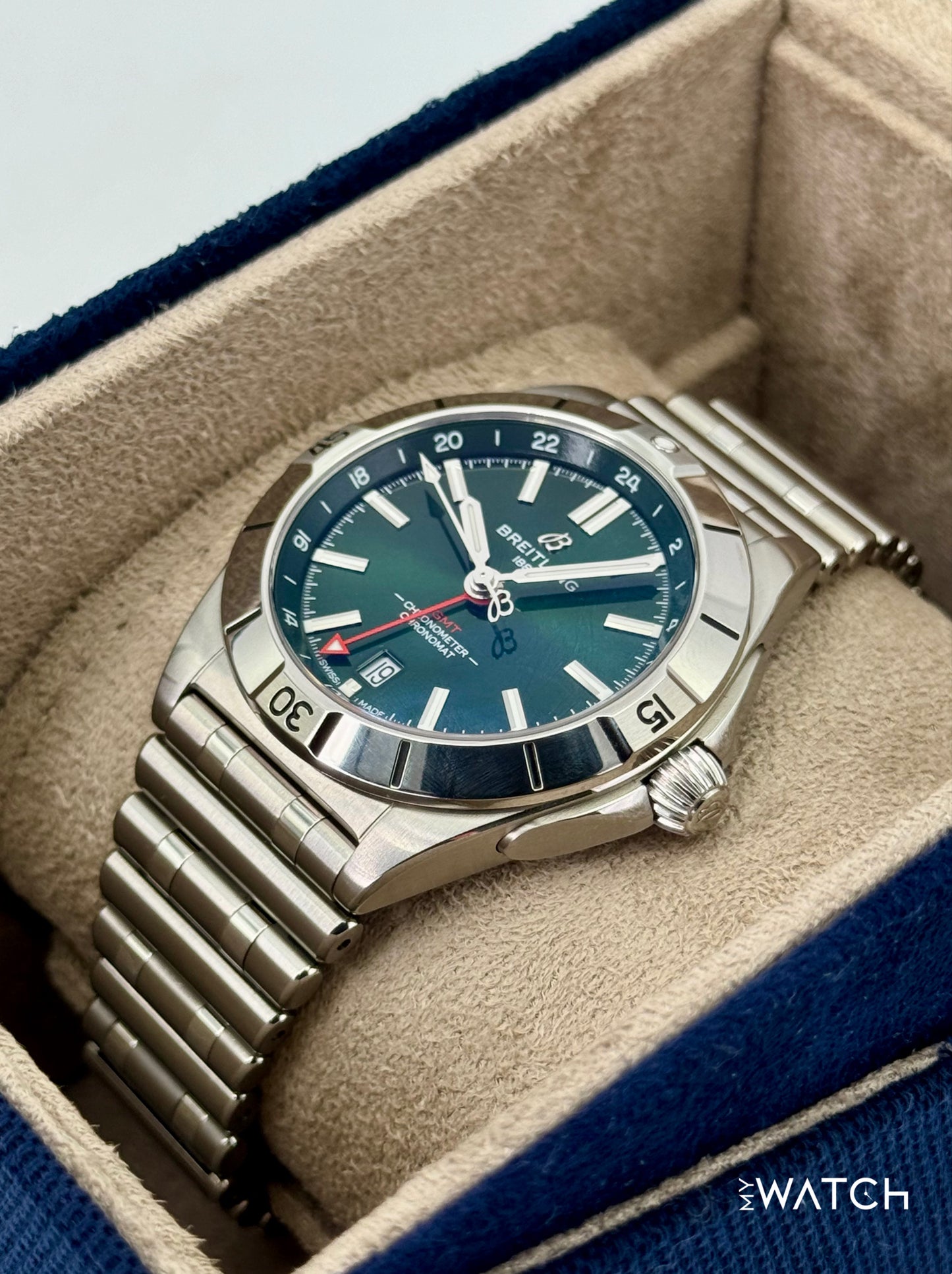 2023 Breitling Chronomat GMT 40mm A32398 Stainless Steel Green Dial